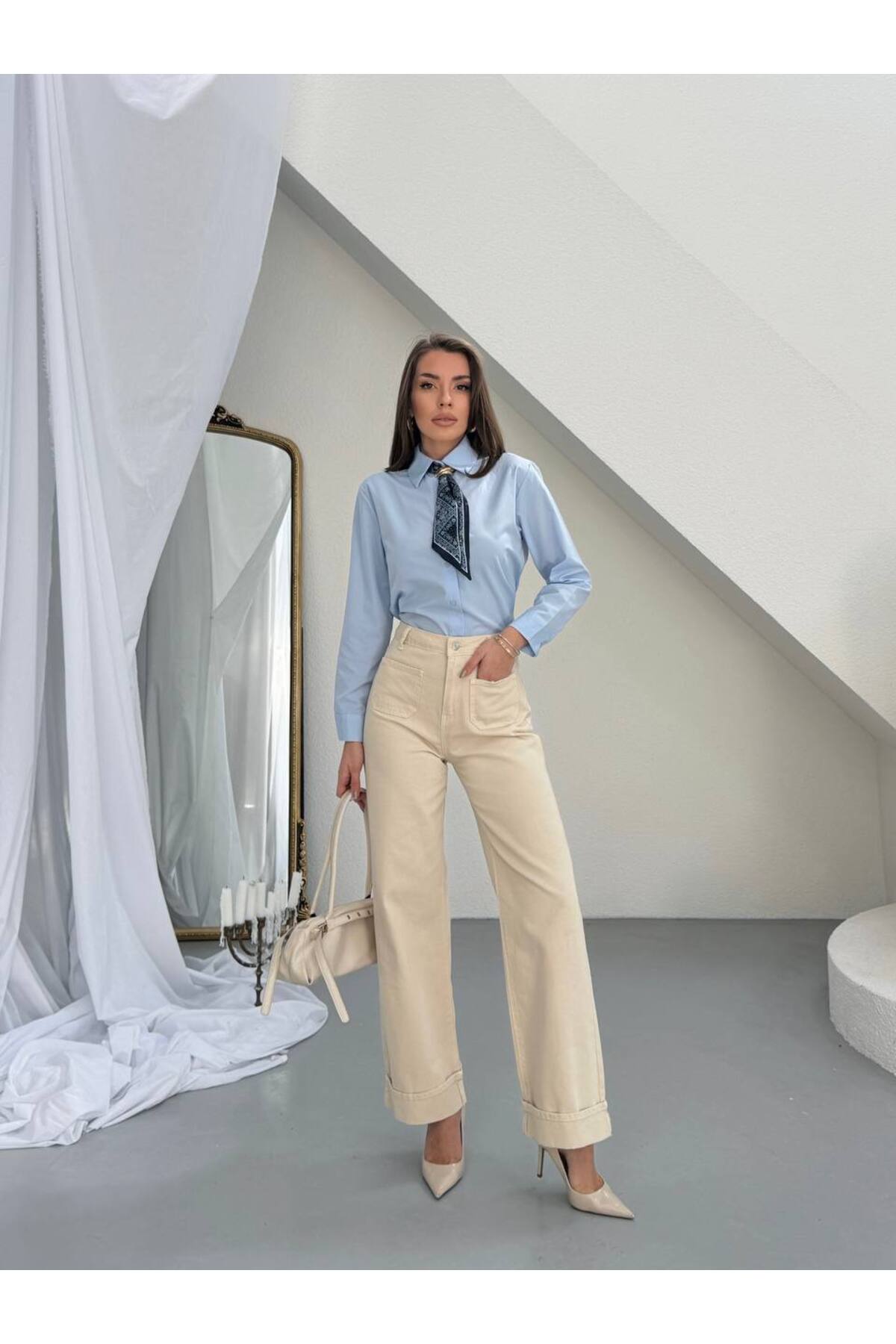 BE CHİC  KADIN POPLİN KUMAŞ FULARLI RAHAT KALIP OVERSİZE DÜZ BASİC GÖMLEK GG70002 - Görsel 2