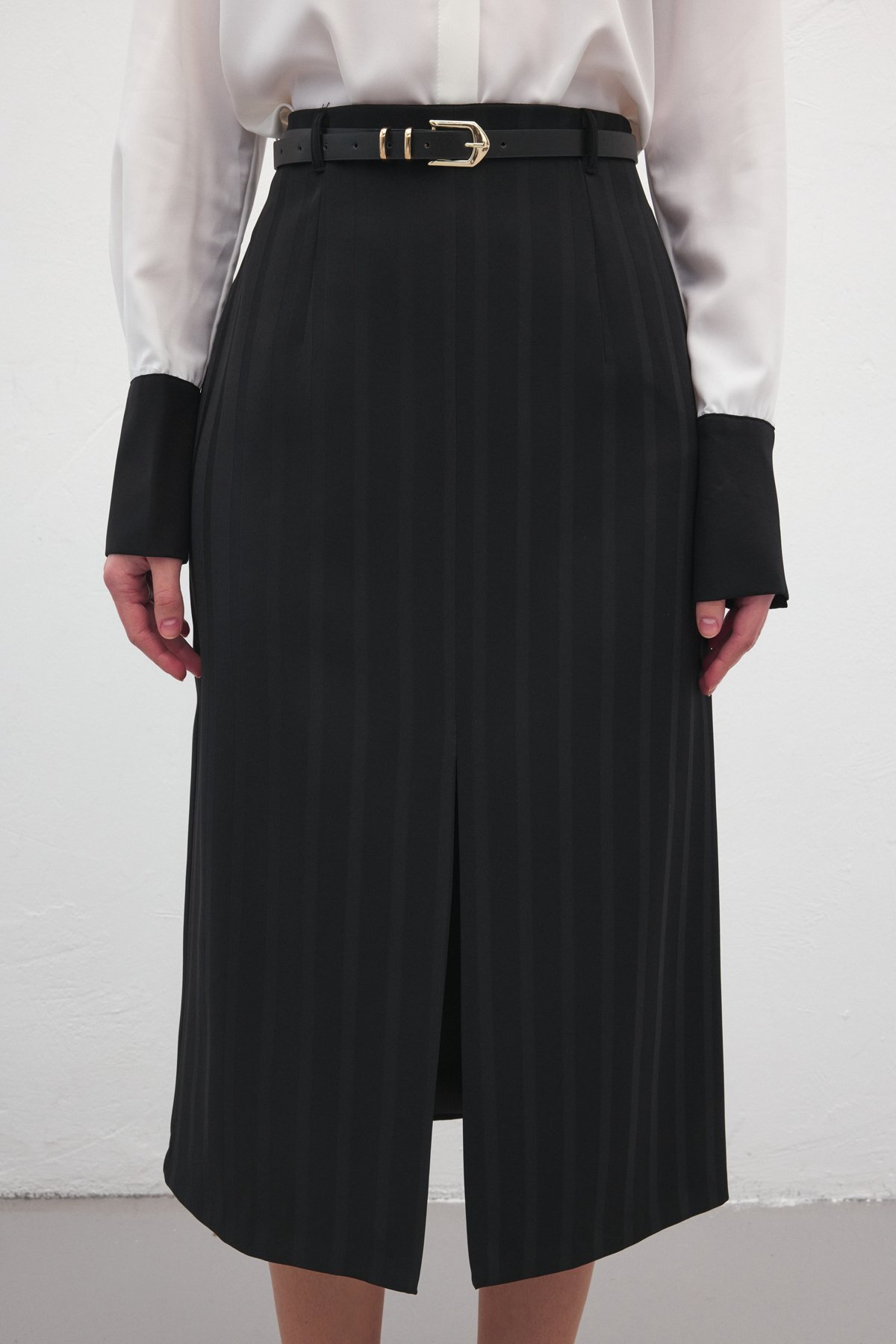 Sateen  Anna Yırtmaçlı Etek - Siyah - Görsel 3