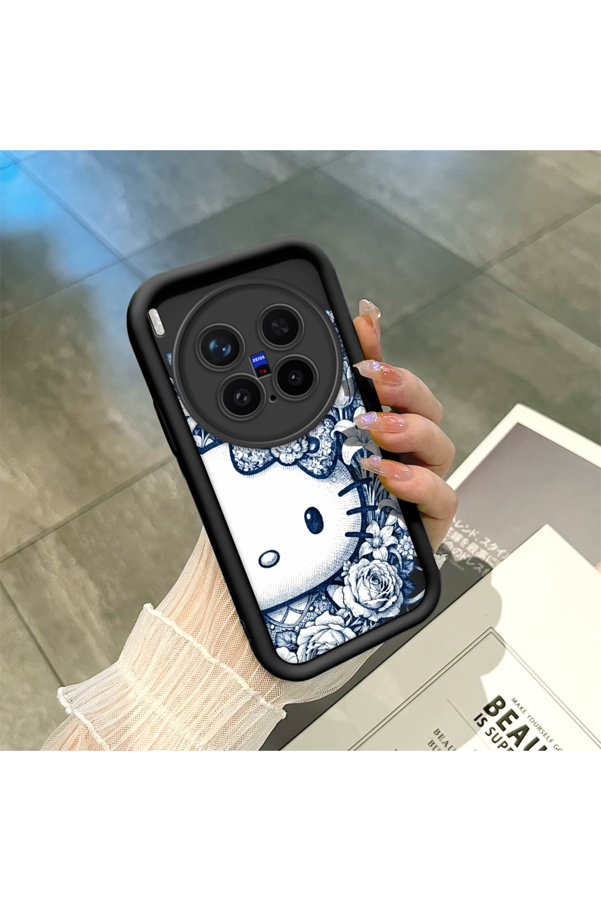 Black Silicone Case with Shockproof Camera Protection Cartoon Pattern for Vivo X300 Pro