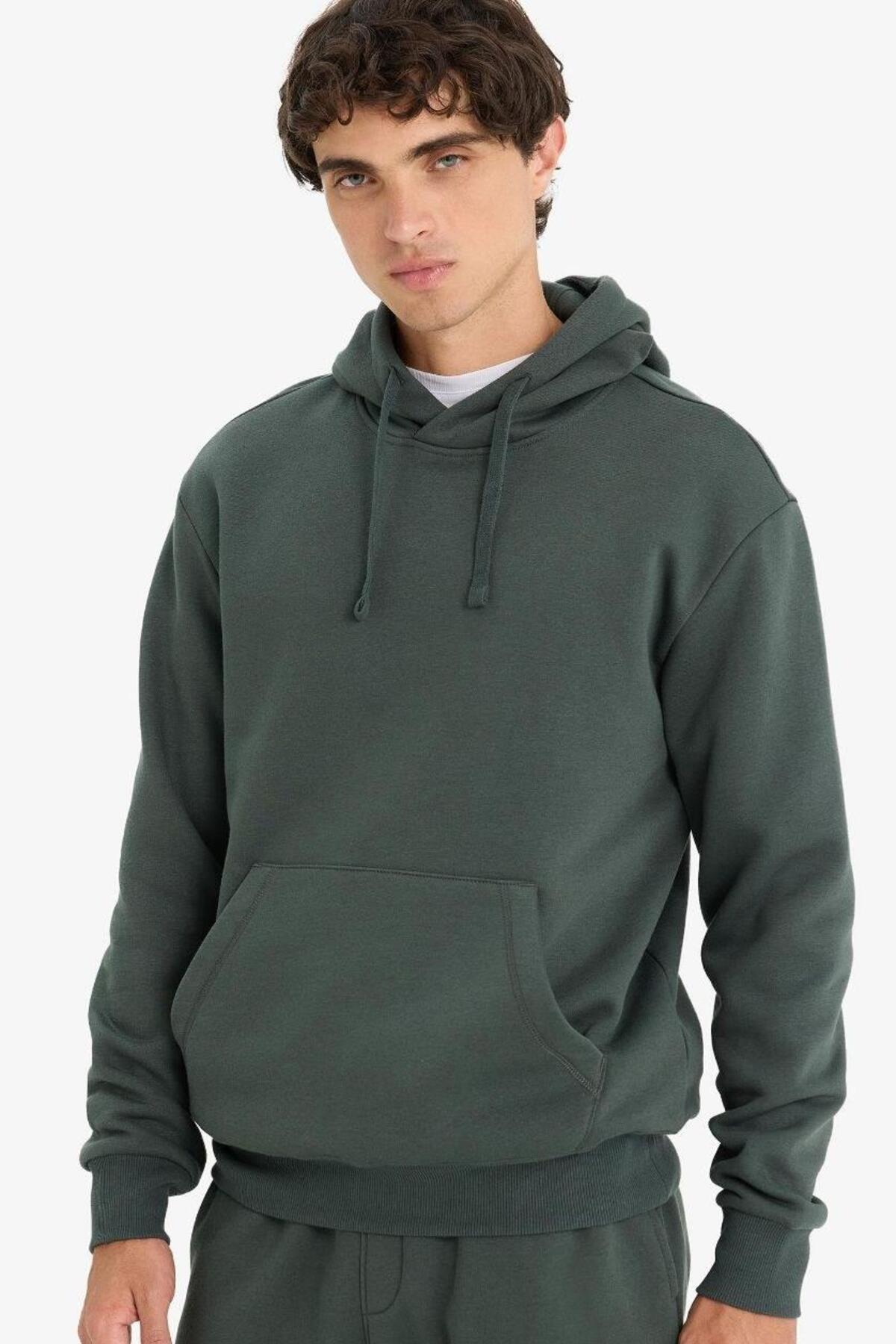 Defacto Regular Fit Hooded Soft Fur Lined Kangaroo Pocket Basic Plain Sweatshirt X8283AZ25AU