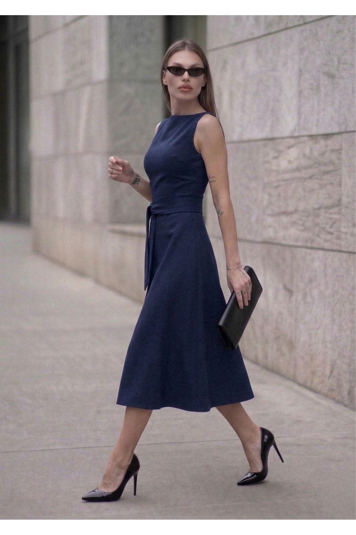 Moda Hour  Kadın Sıfır Kol Kloş Kesim Midi Boy Elbise - Görsel 2