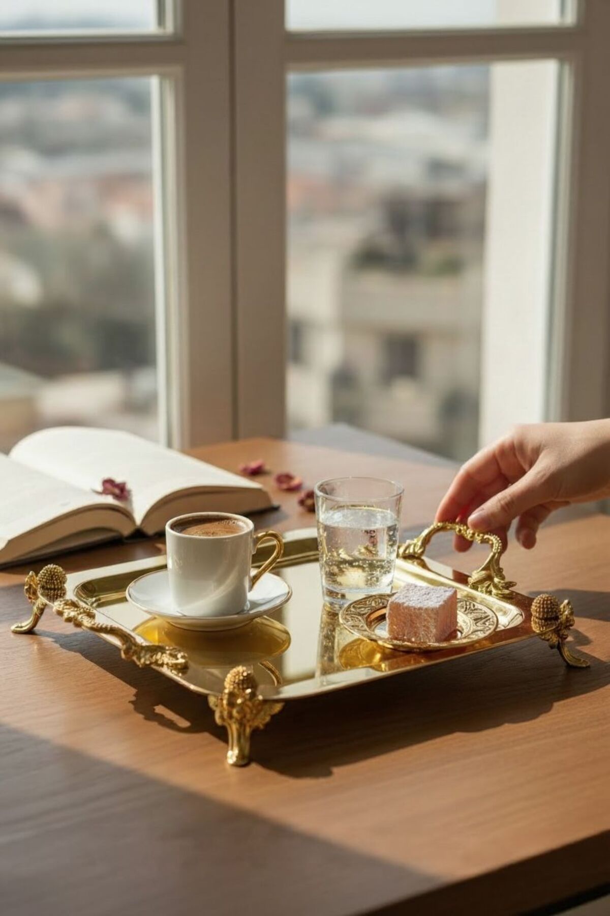 Varak Detaylı Aynalı Ayaklı Kare Tepsi | Dekoratif Sunum ve Servis Tepsisi Gümüş