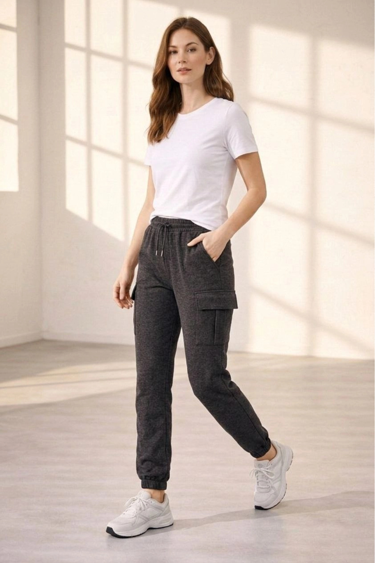pilelistore Kadın Jogger Eşofman Altı Kargo Cepli Lastikli Paça Spor Pantolon - Füme fotoğrafı 3 (önizleme)
