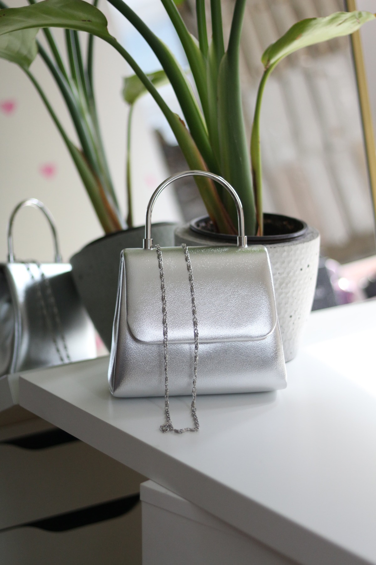 Moom Bag Kadın Silver Deri Metal Saplı Abiye El Omuz Çantası görsel 3
