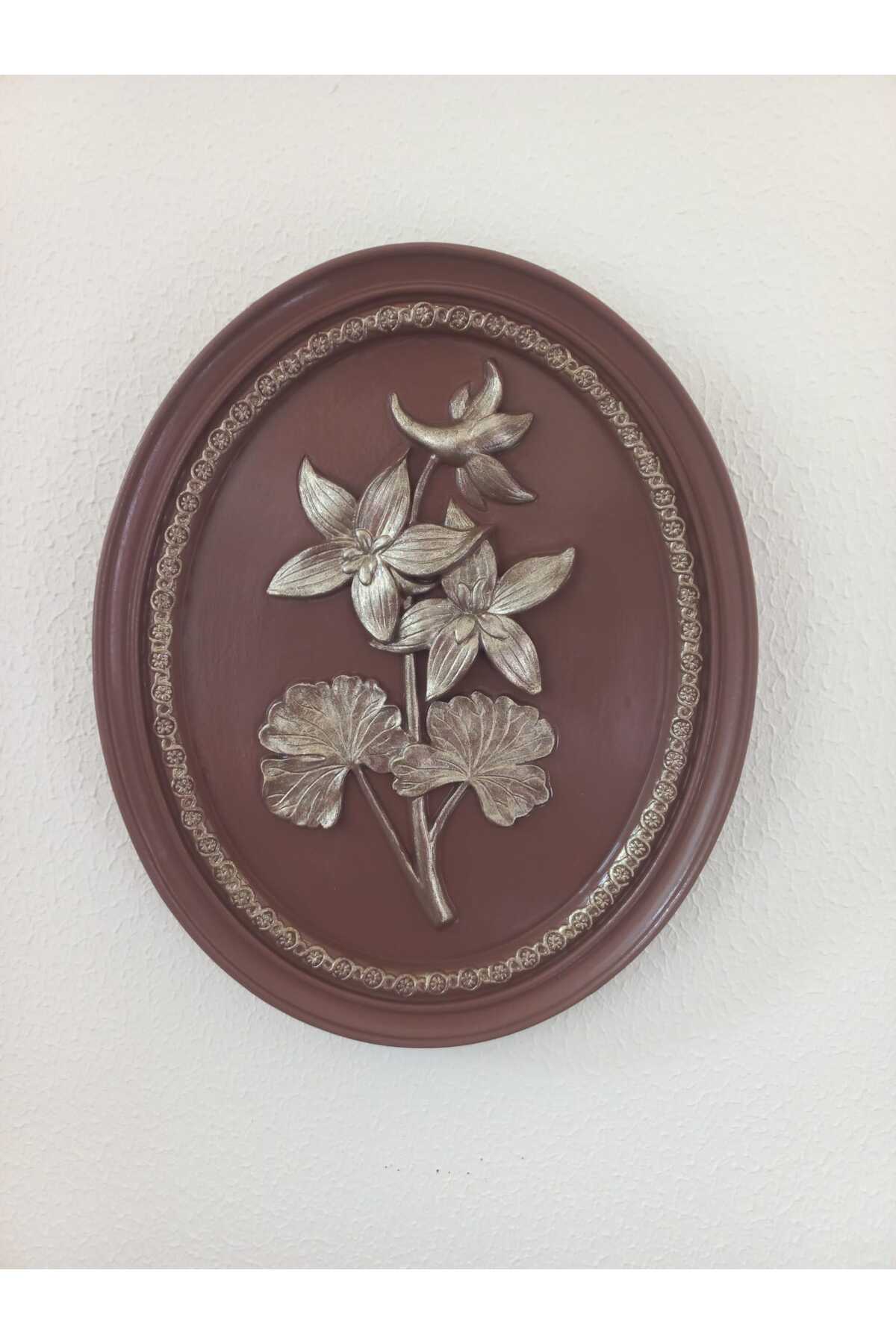 LIGHT BROWN OVAL WALL DECOR WITH WHITE GOLD COLOR DETAIL -21CMX17CM