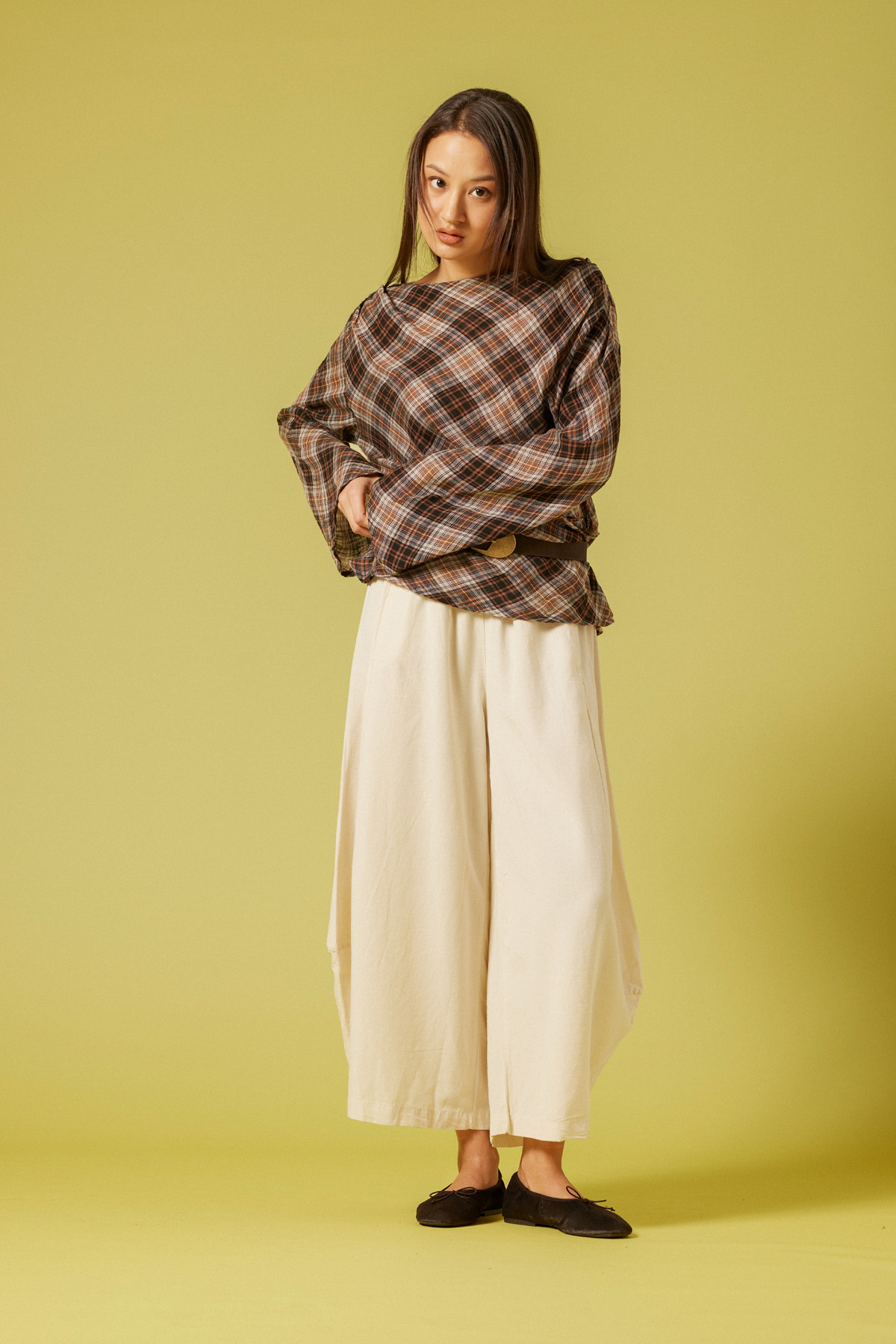 Nisan  PİLİLİ KARELİ BLUZ