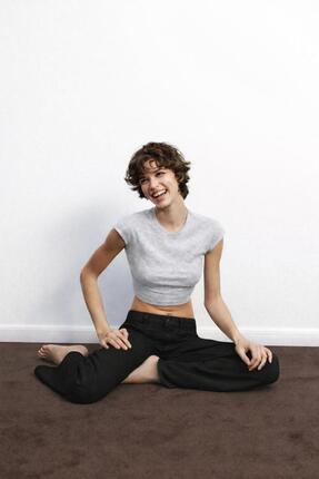 Hira Clothing Kolsuz Organik Pamuklu Bisiklet Yaka Kısa Basic Likralı Crop To...