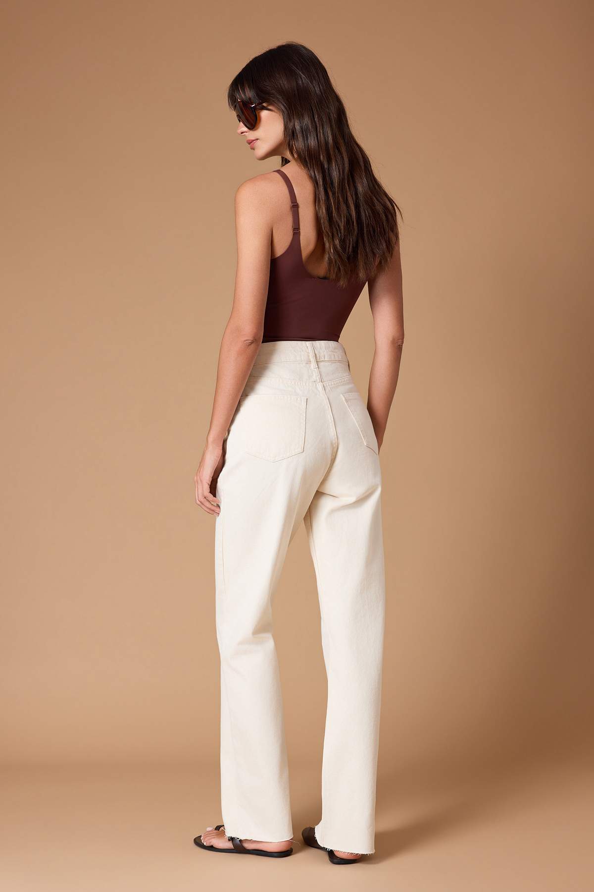 Trendyolmilla  Ekru Paçası Kesikli Yüksek Bel Straight %100 Pamuk Non-Stretch Jeans TWOAW25JE00378 - Görsel 4