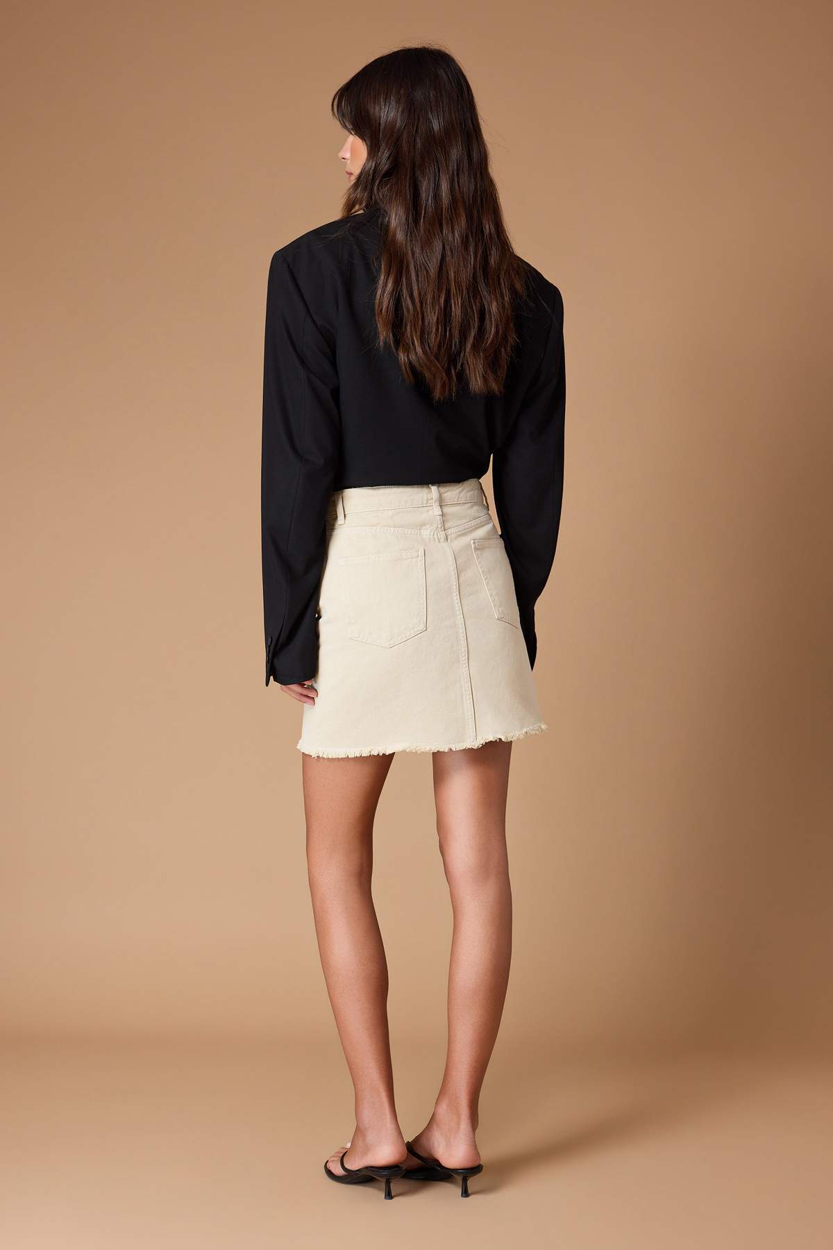 Trendyolmilla  Ekru Yüksek Bel Mini Denim Etek TWOSS23ET00260 - Görsel 4