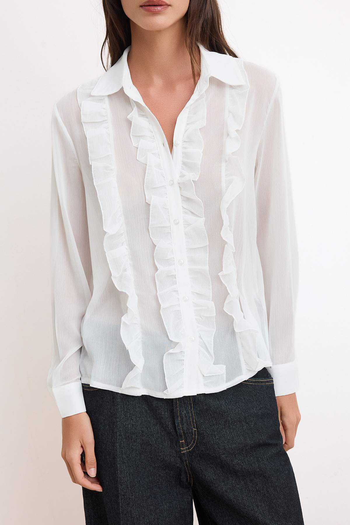 Trendyolmilla  Beyaz Fırfrılı Bohem Hafif Transparan Gömlek TWOSS26GO00121 - Görsel 3