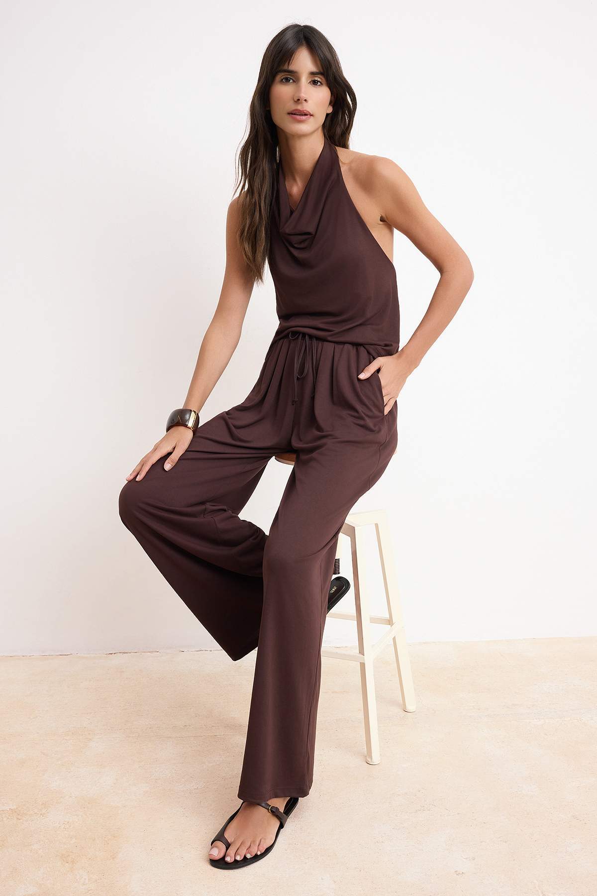 Trendyolmilla  Kahverengi Fitted/Vücuda Oturan Kolsuz Pike Örme Alt-Üst Takım TWOSS26AU00039 - Görsel 2