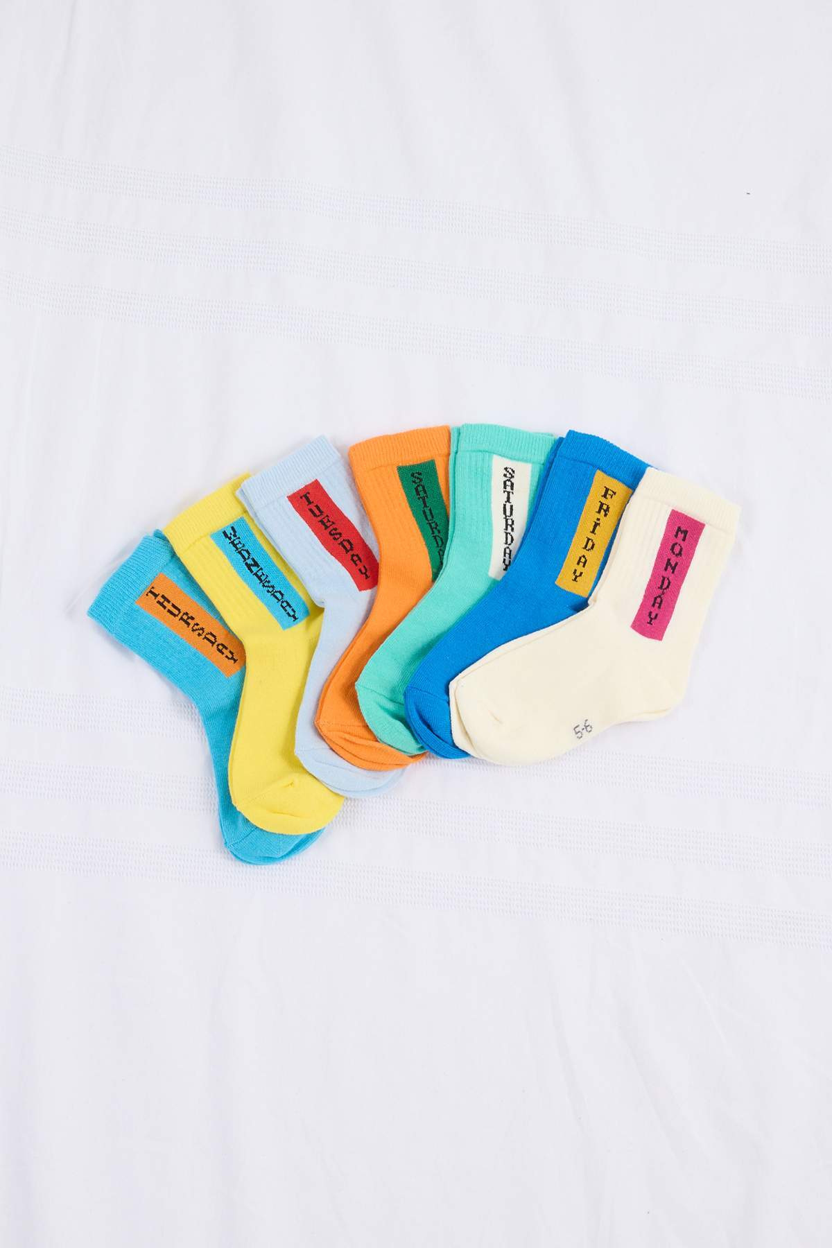 trendyolkids-boys-slogan-socks