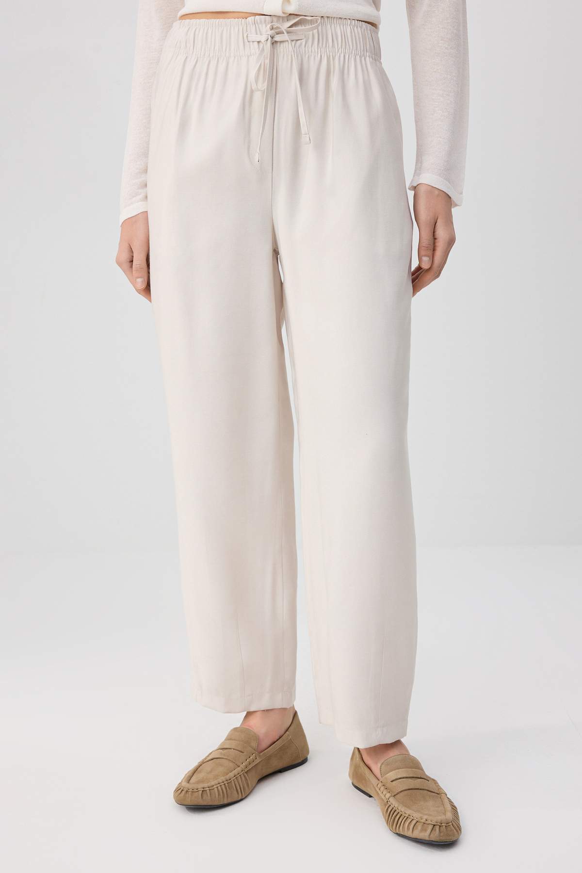 Trendyolmilla  Taş Beli Lastikli Tensel Pantolon TWOSS26PL00070 - Görsel 3