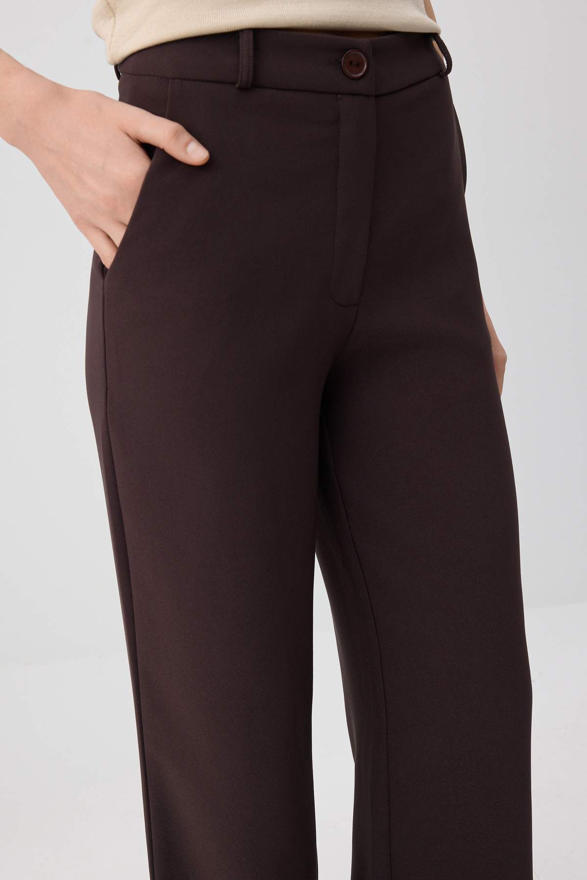 Trendyolmilla  Koyu Kahverengi Geniş Paça Wide Leg Bootcut Dokuma Kumaş Pantolon TWOAW21PL0332 - Görsel 4