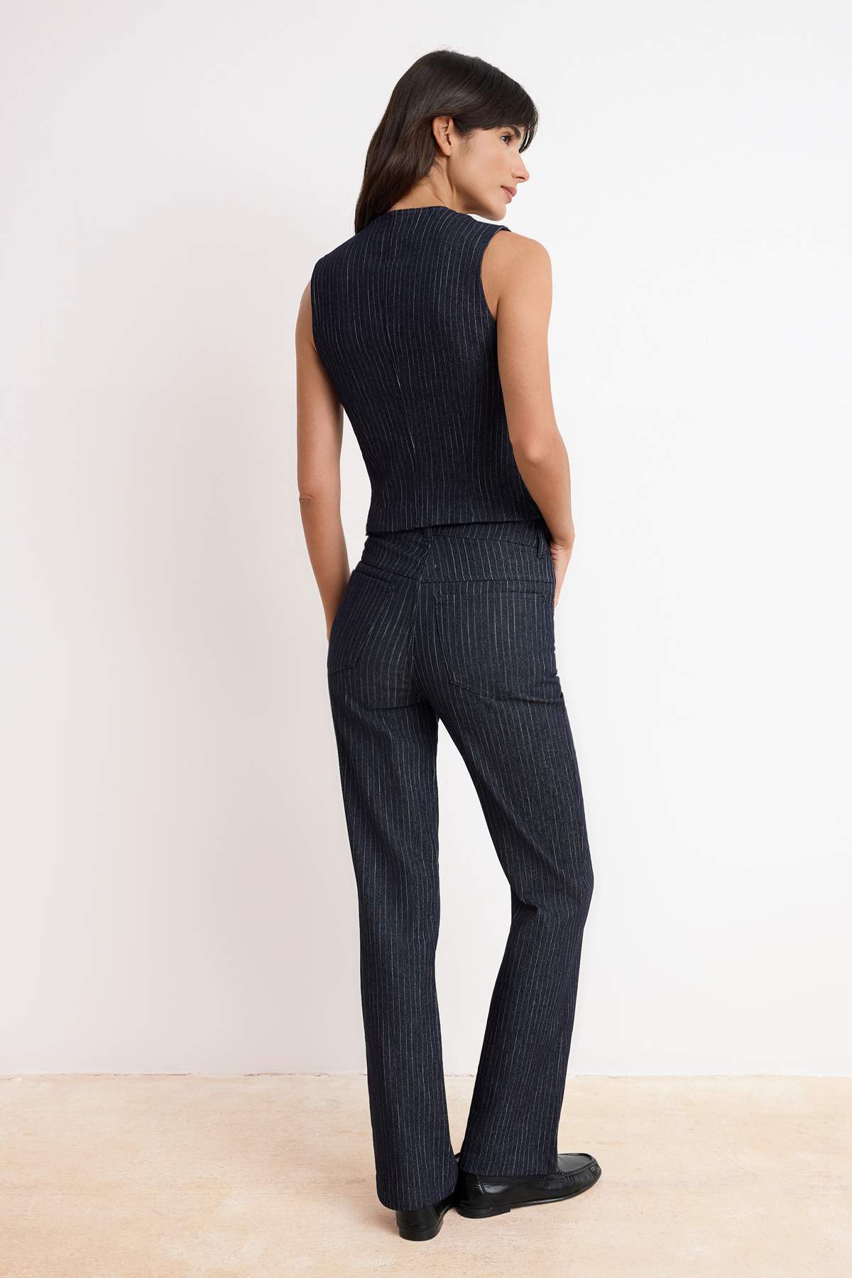 Trendyolmilla  Koyu Mavi Orta Esnek Düğmeli ve Cepli Denim Alt - Üst Takım TWOSS26AU00157 - Görsel 4