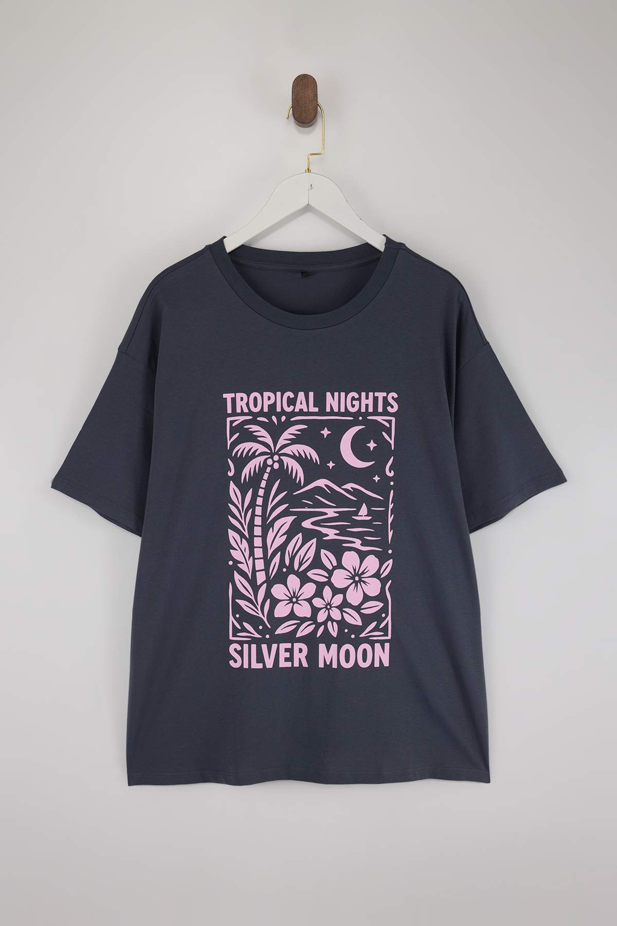 Trendyol Curve Anthrazitfarbenes, 100 % Single-Jersey-T-Shirt mit Aufdruck, O...