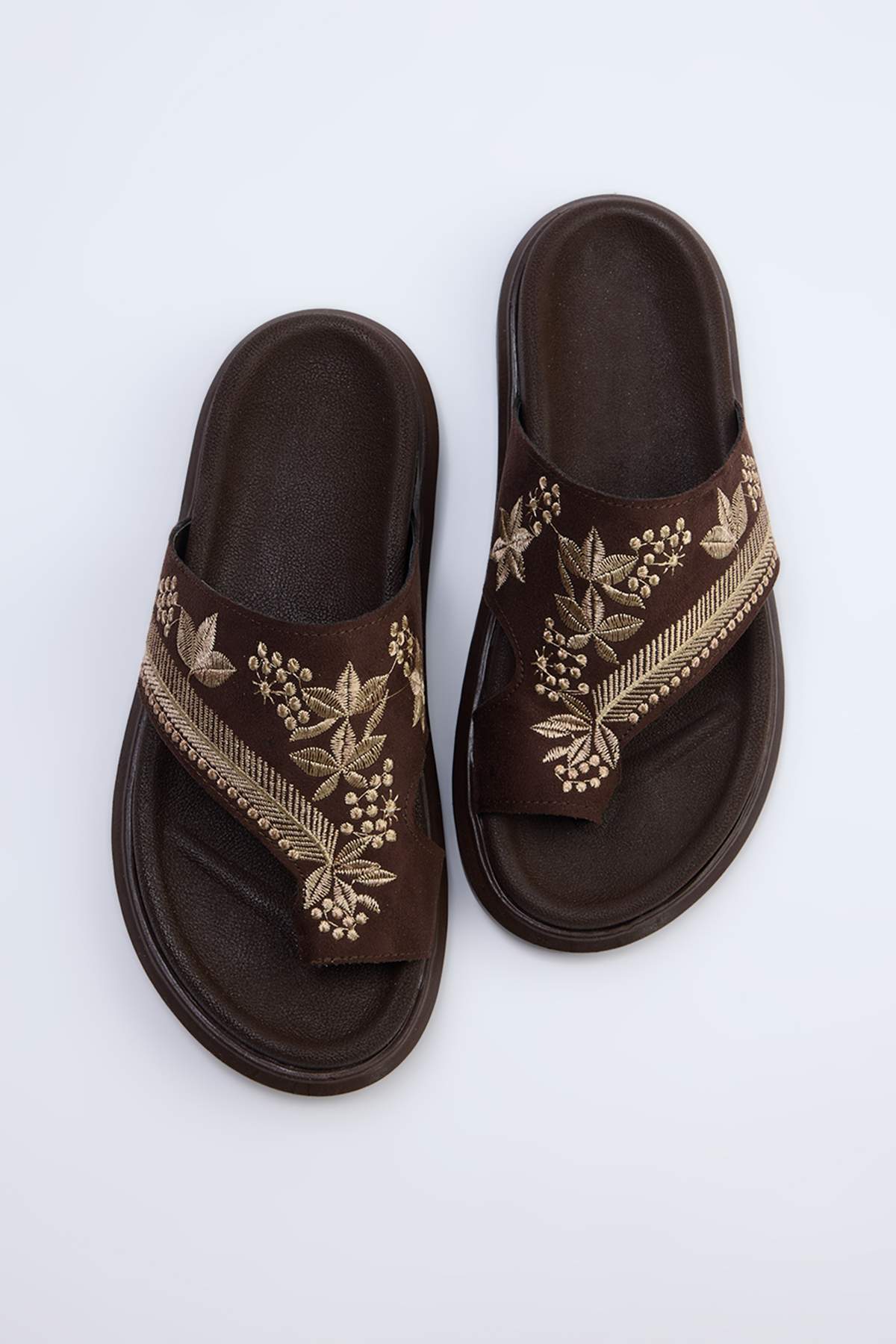 trendyol-shoes-womens-slippers