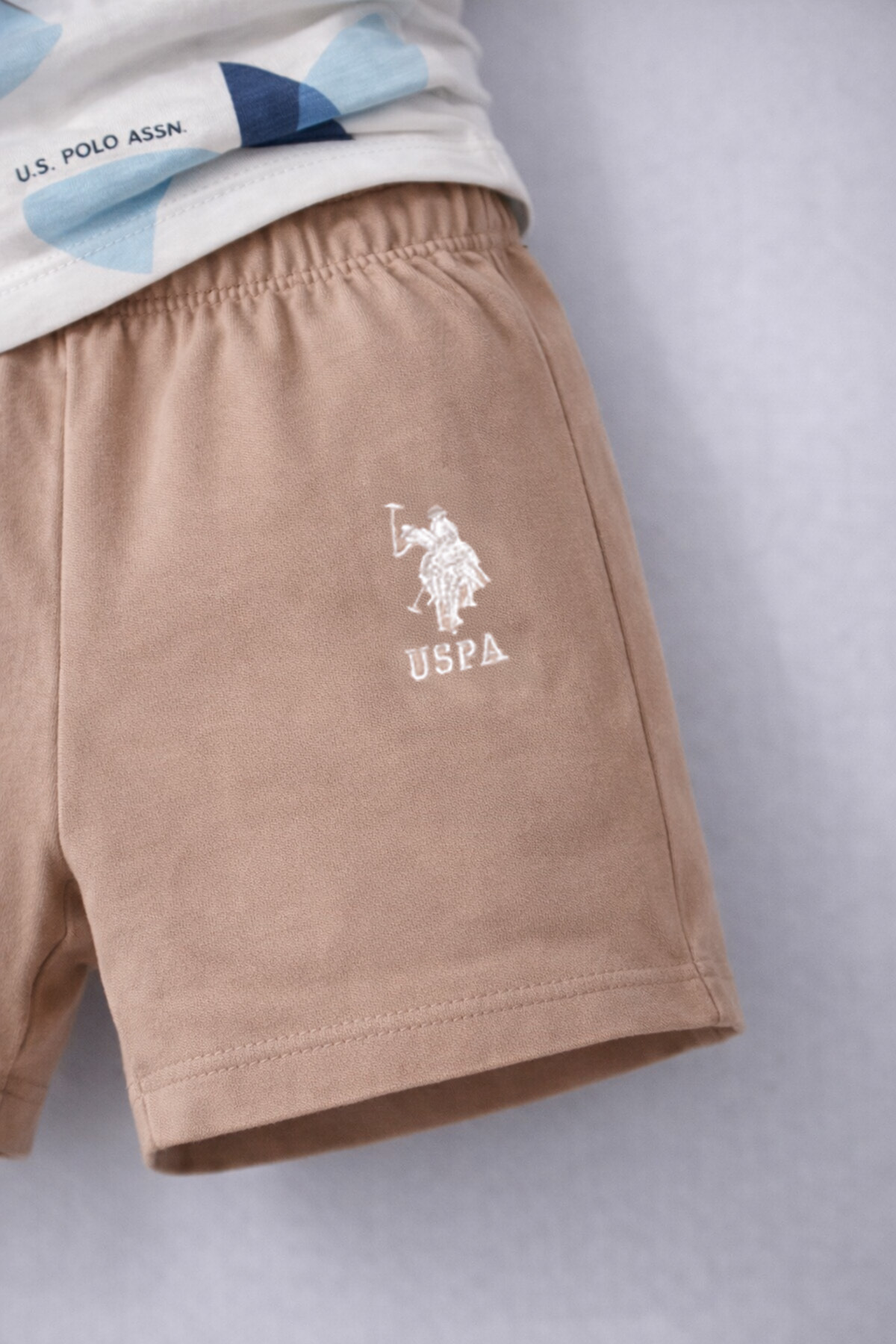 U.S. Polo Assn. U.S. Polo Assn Erkek Bebek Krem Takım fotoğrafı 5 (önizleme)
