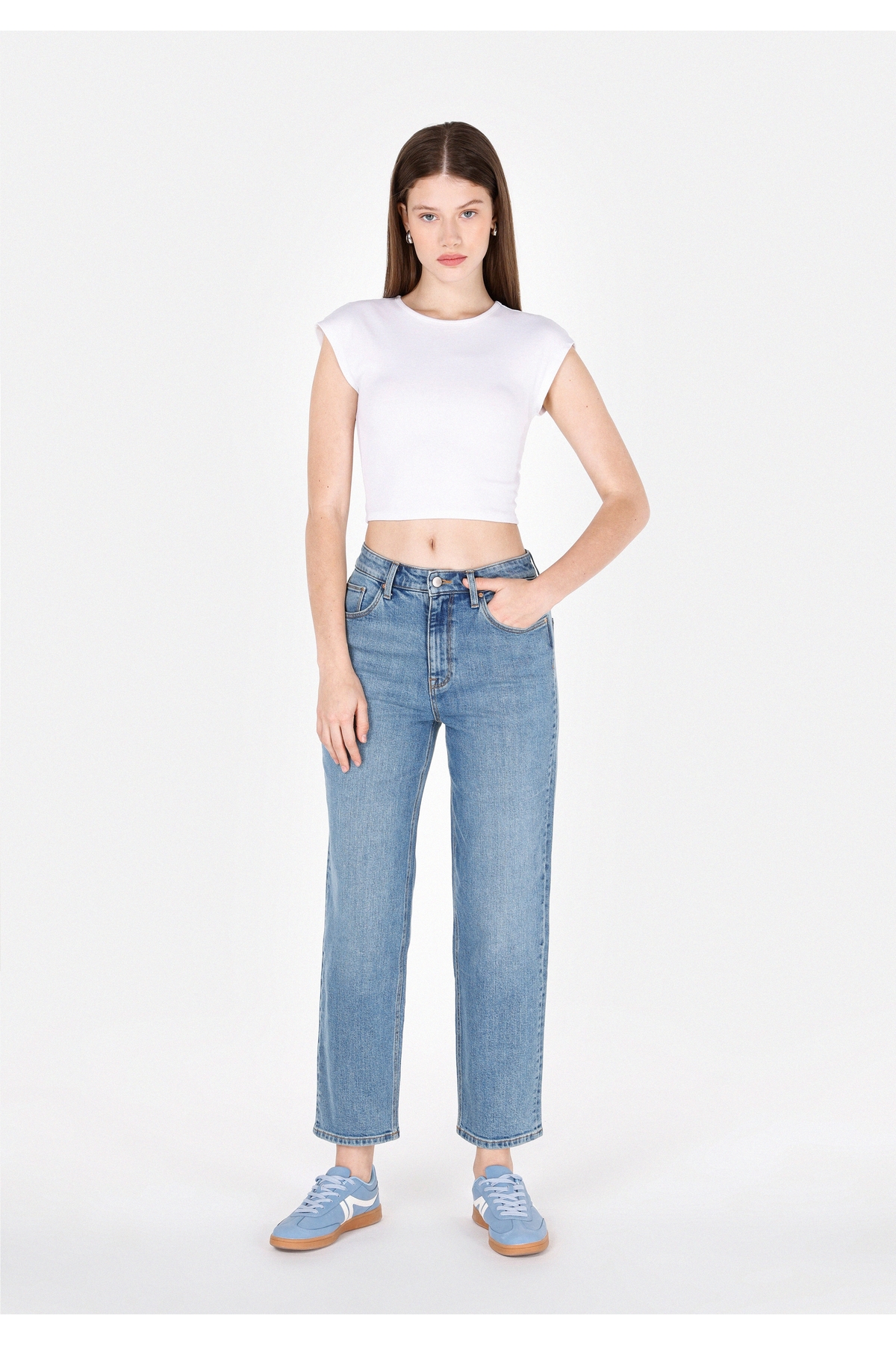 Colin’s  Straight Fit Kadın Light İndigo Denim Jean Fermuarlı Pantolon