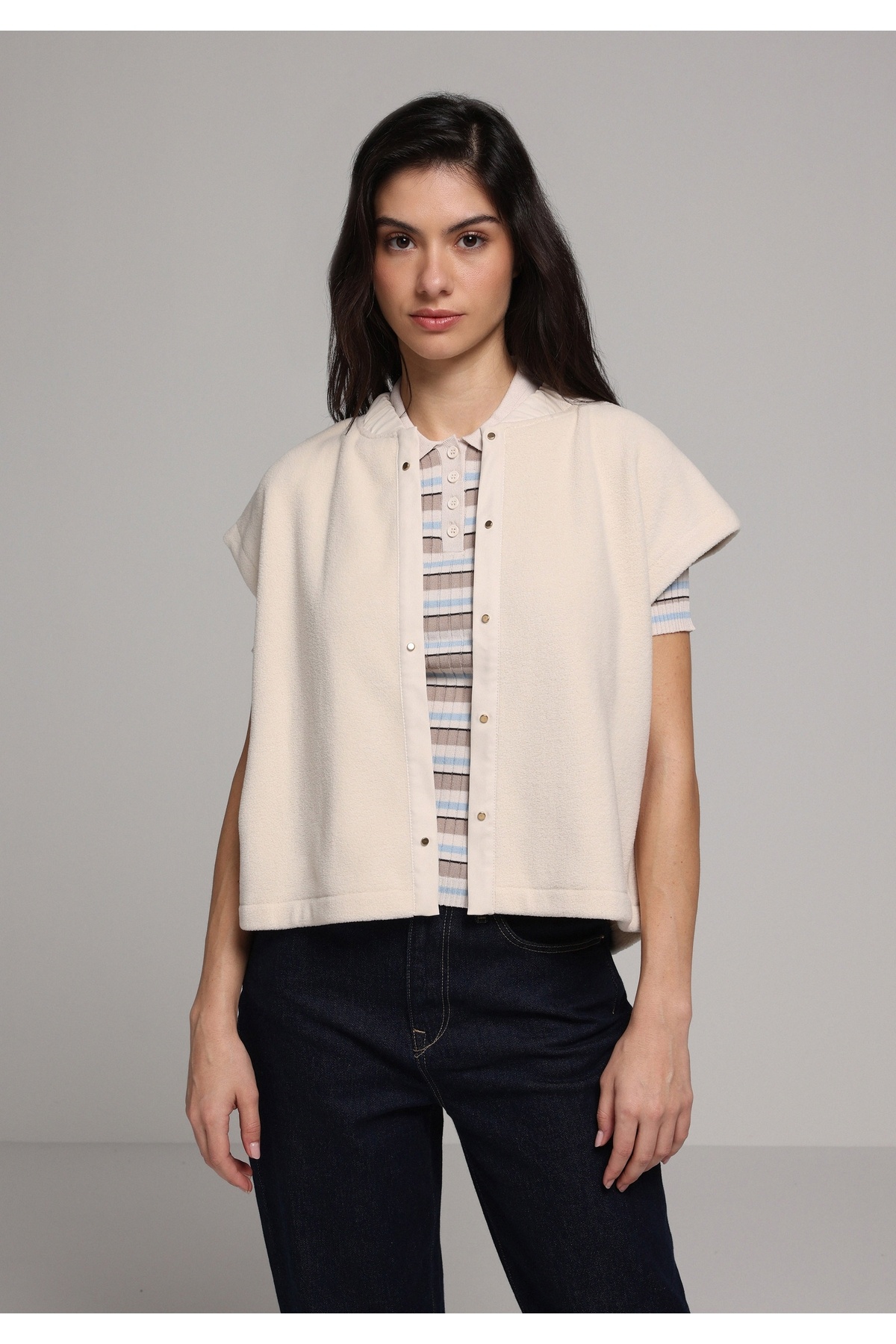 Colin’s  Regular Fit Kadın Ekru Yağmurluk - Görsel 4