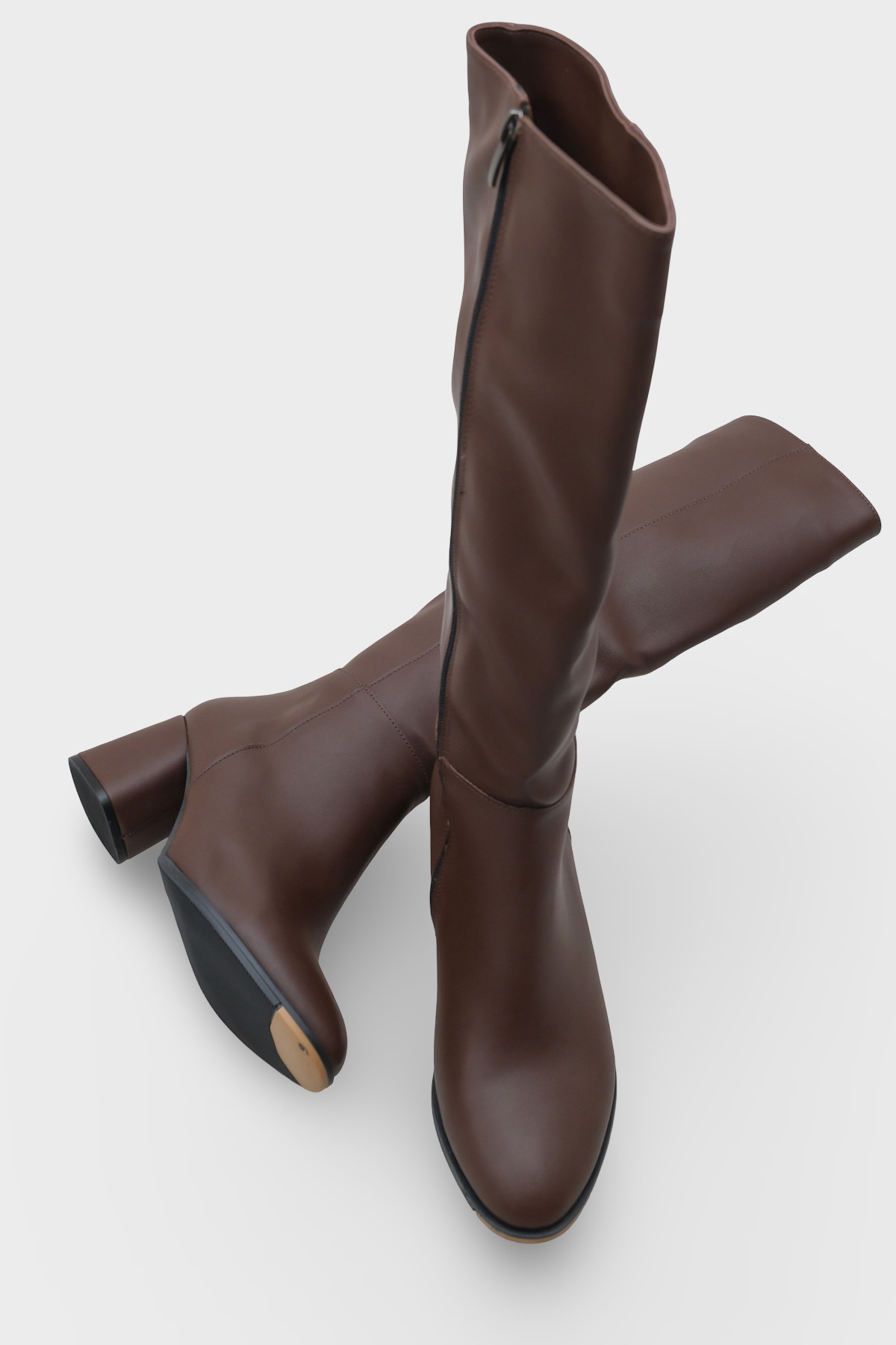Capone Outfitters  Oval Burunlu Yandan Fermuarlı Kahve Topuklu Kadın Çizme - Görsel 6