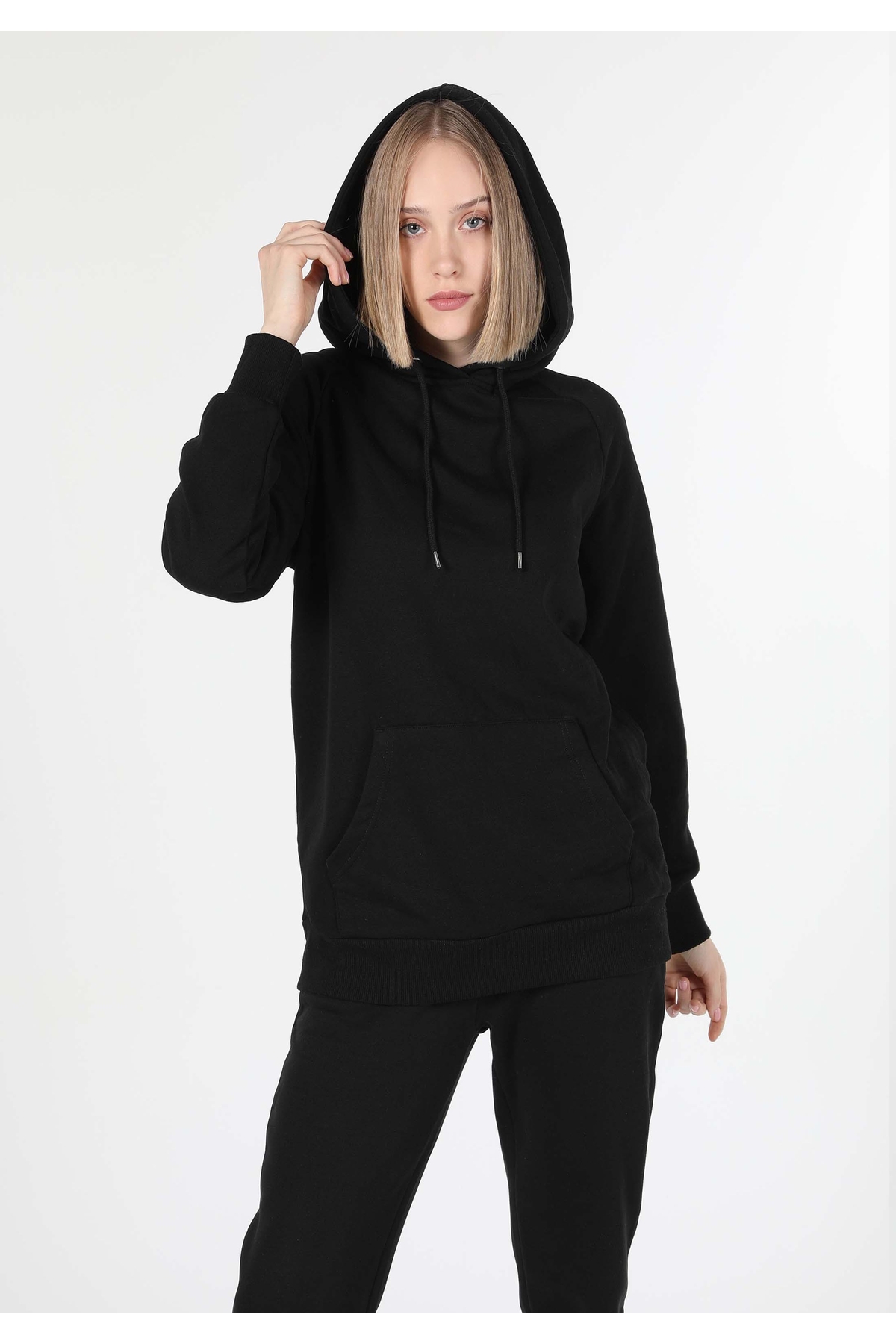Colin’s  Regular Fit Kapüşonlu Düz Kadın Siyah Sweatshirt - Görsel 3