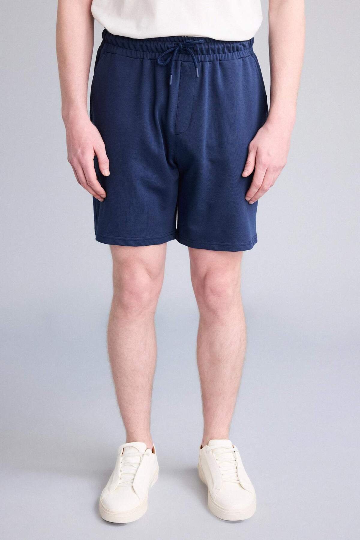 DeFacto Slim Fit Cepli Pamuklu Basic Bermuda Şort W1105AZ26SM görsel 3