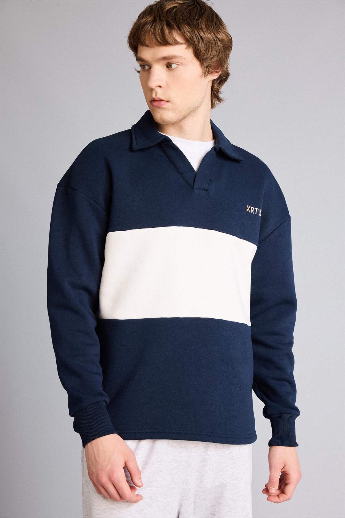 DeFacto Boxy Fit Polo Yaka Sweatshirt H5225AX26SP görsel 3