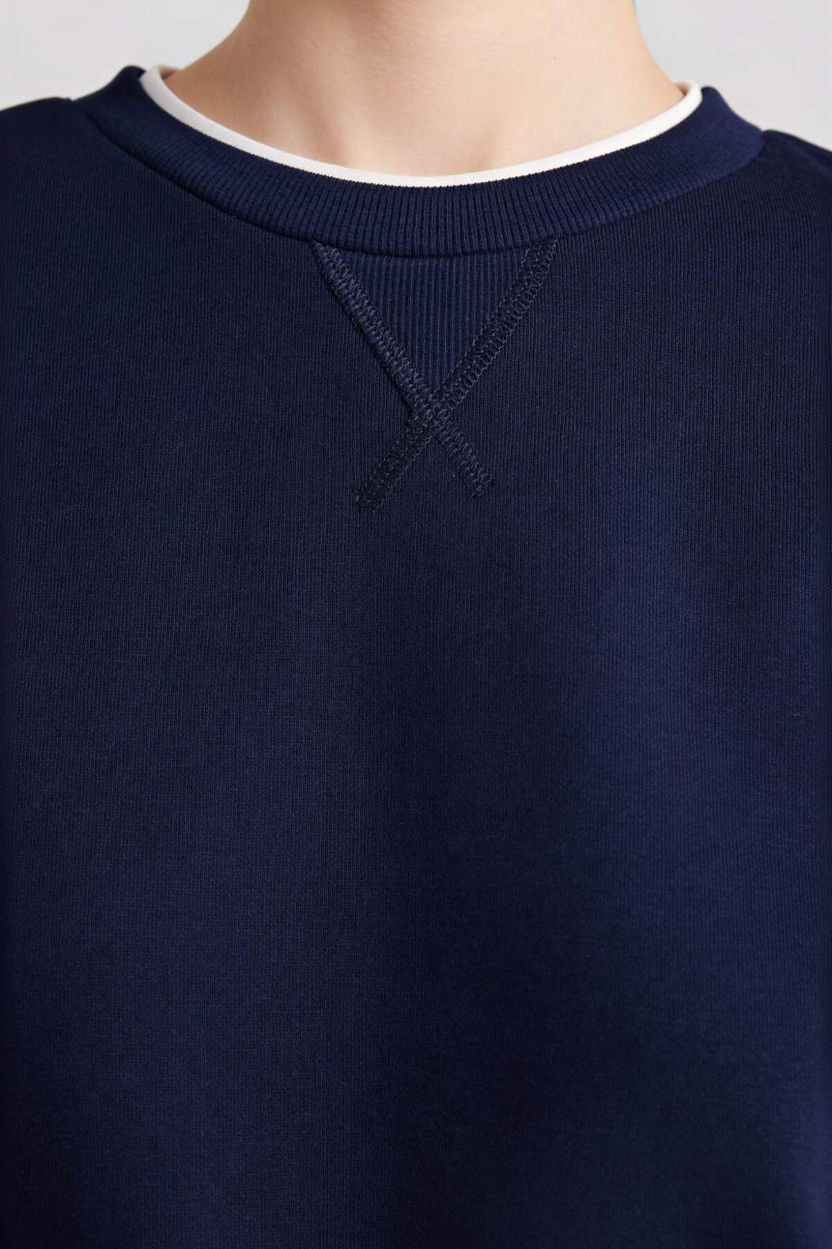 DeFacto Relax Fıt Basıc Düz Sweatshirt H2149AX25WN görsel 4