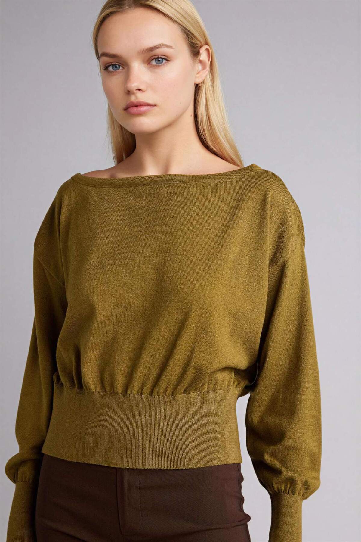 DeFacto Regular Fit Kayık Yaka Ribana Detaylı Triko Basic Kazak G9721AX26SP görsel 3