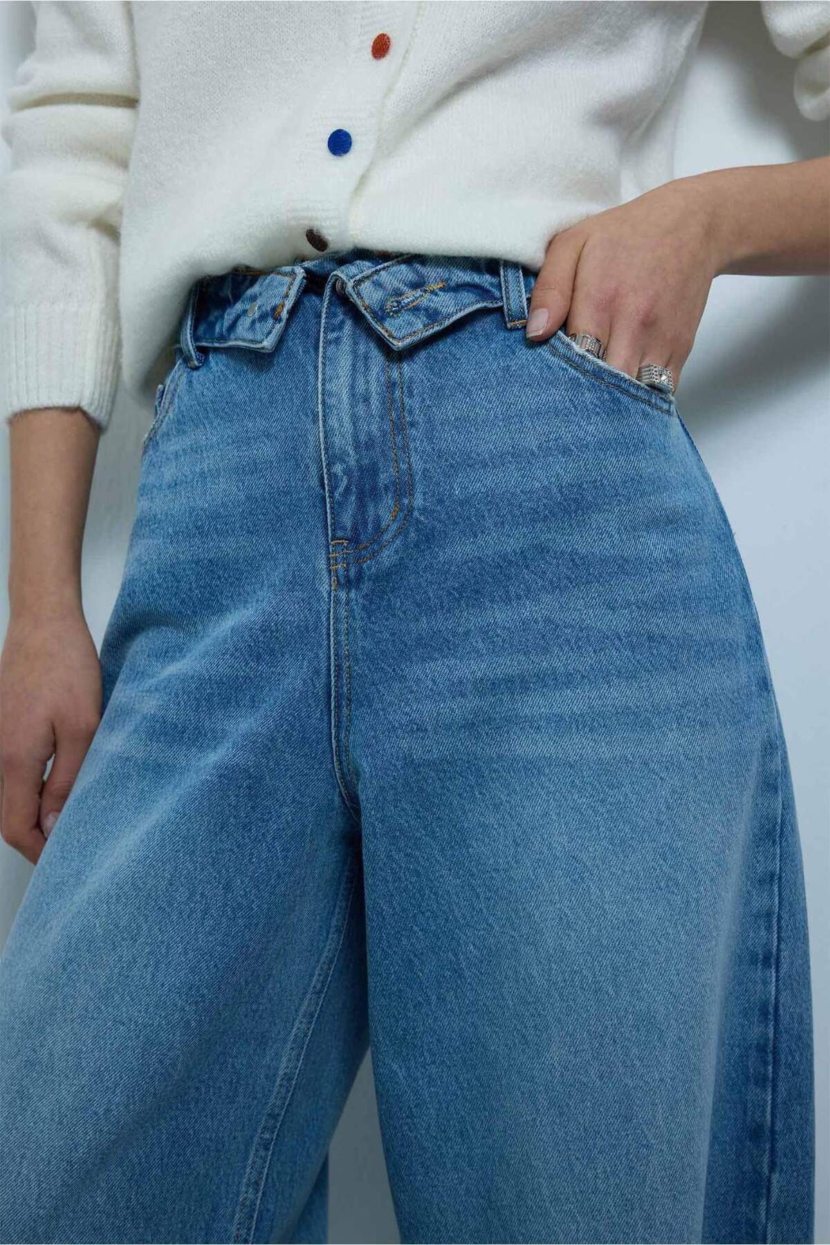 DeFacto %100 Pamuk Relax Fit Jean Pantolon G9878AX26SP görsel 5
