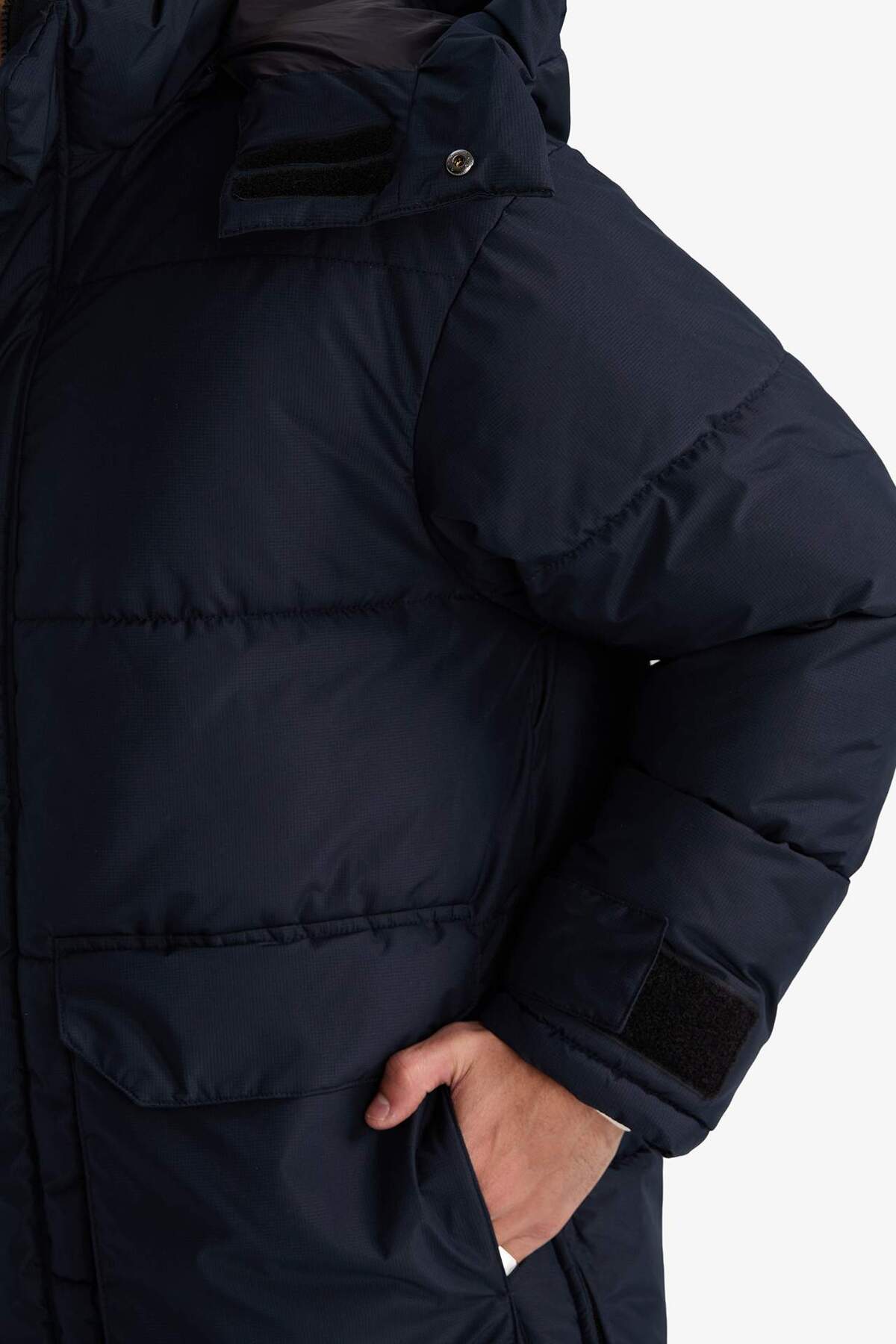 Su İtici Kapüşonlu Parka Mont F5724AX25CW — سرمه‌ای — تصویر 6 از 8