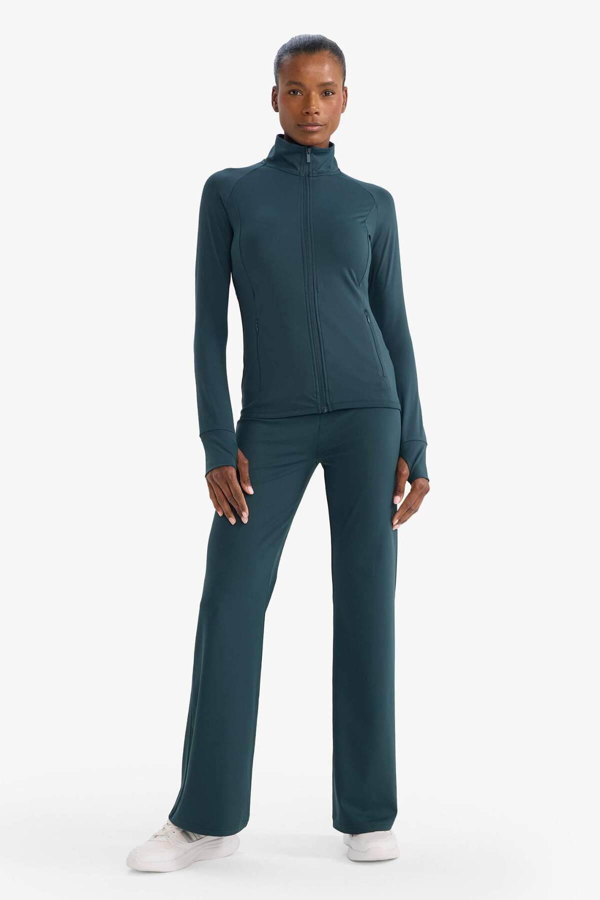 DeFacto Esnek Kumaş Wide Leg Sporcu Pantolon E9556AX26SP görsel 3
