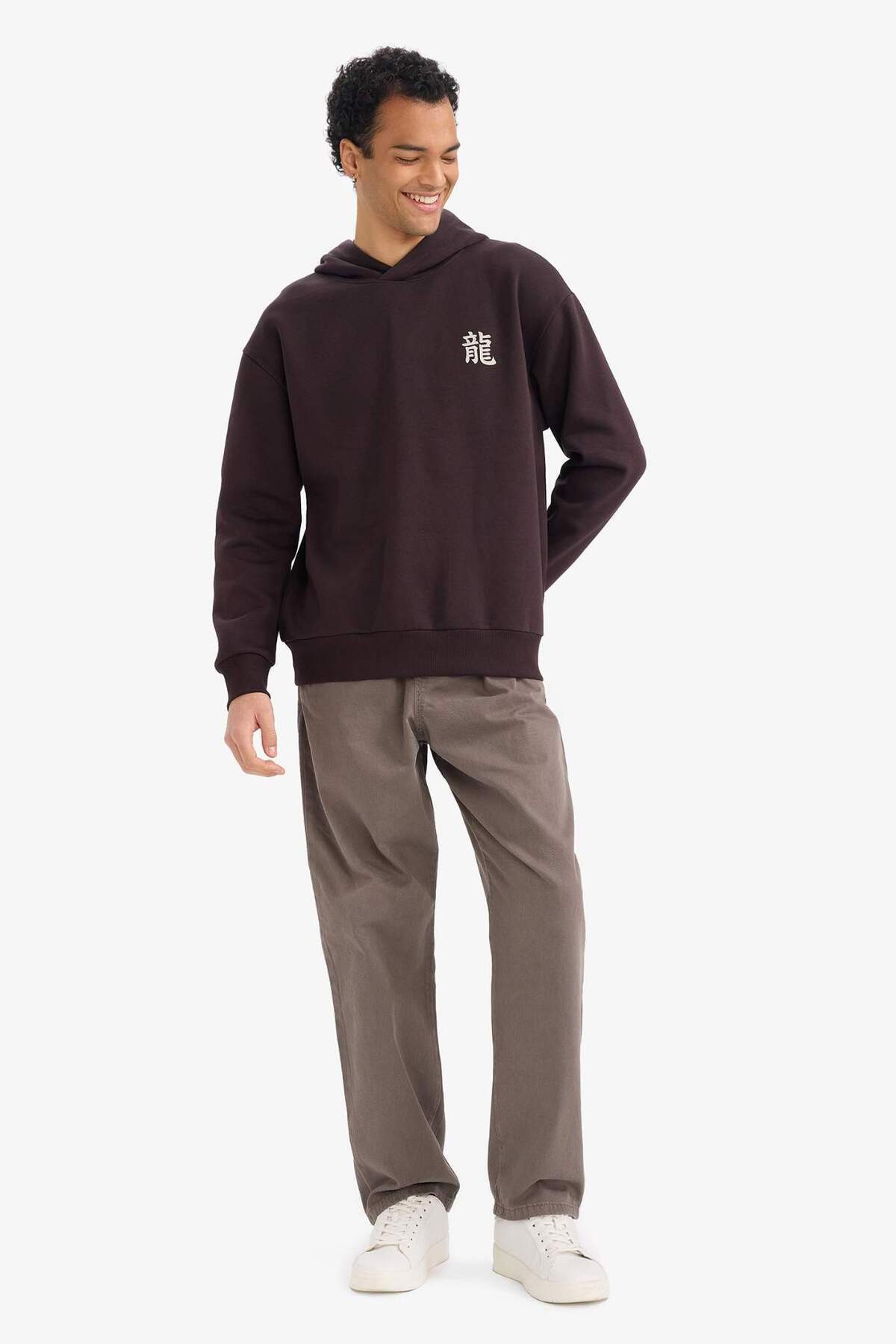 DeFacto Pamuklu Boxy Fit Kapüşonlu Baskılı Sweatshirt F8188AX26SP görsel 2