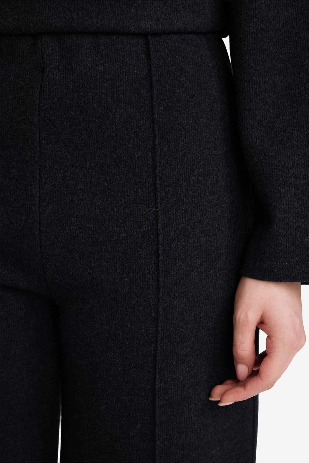 DeFacto Wıde Leg Düz Paça Pantolon G5323AX25AU görsel 4