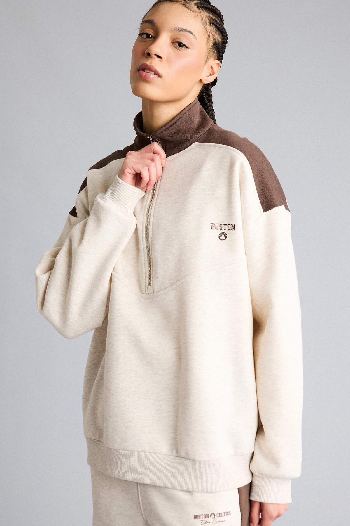 Defacto  Aırtech NBA Boston Celtics Oversize Geniş Kalıp Yarım Fermuarlı Sweatshirt F0243AX25AU