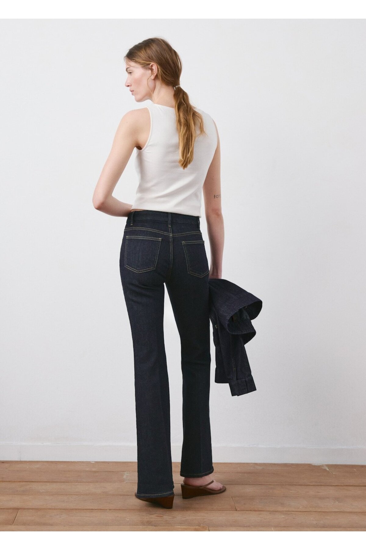 MANGO  Violeta yüksek bel flare jean pantolon - Görsel 4