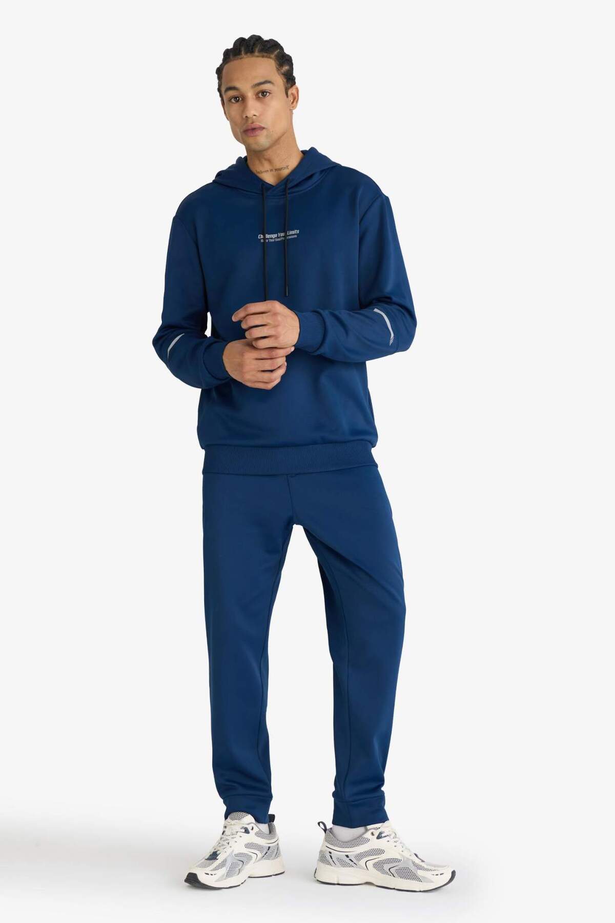 DeFacto Sıcak Tutan Standart Fit Sporcu Jogger Eşofman Altı F2380AX25WN