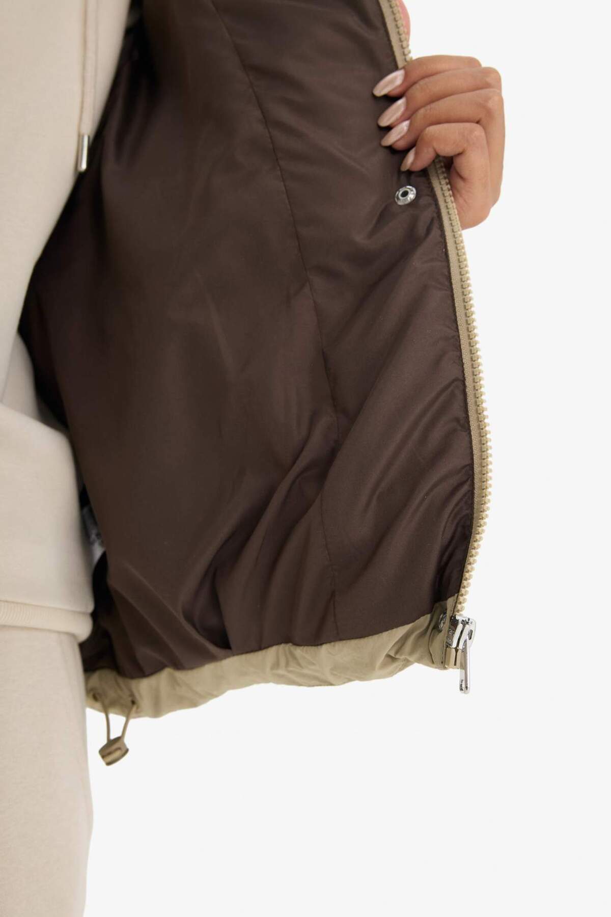 Defacto  Regular Fit Kapüşonlu Fermuarlı Şişme Mont F2144AX25WN - Görsel 7