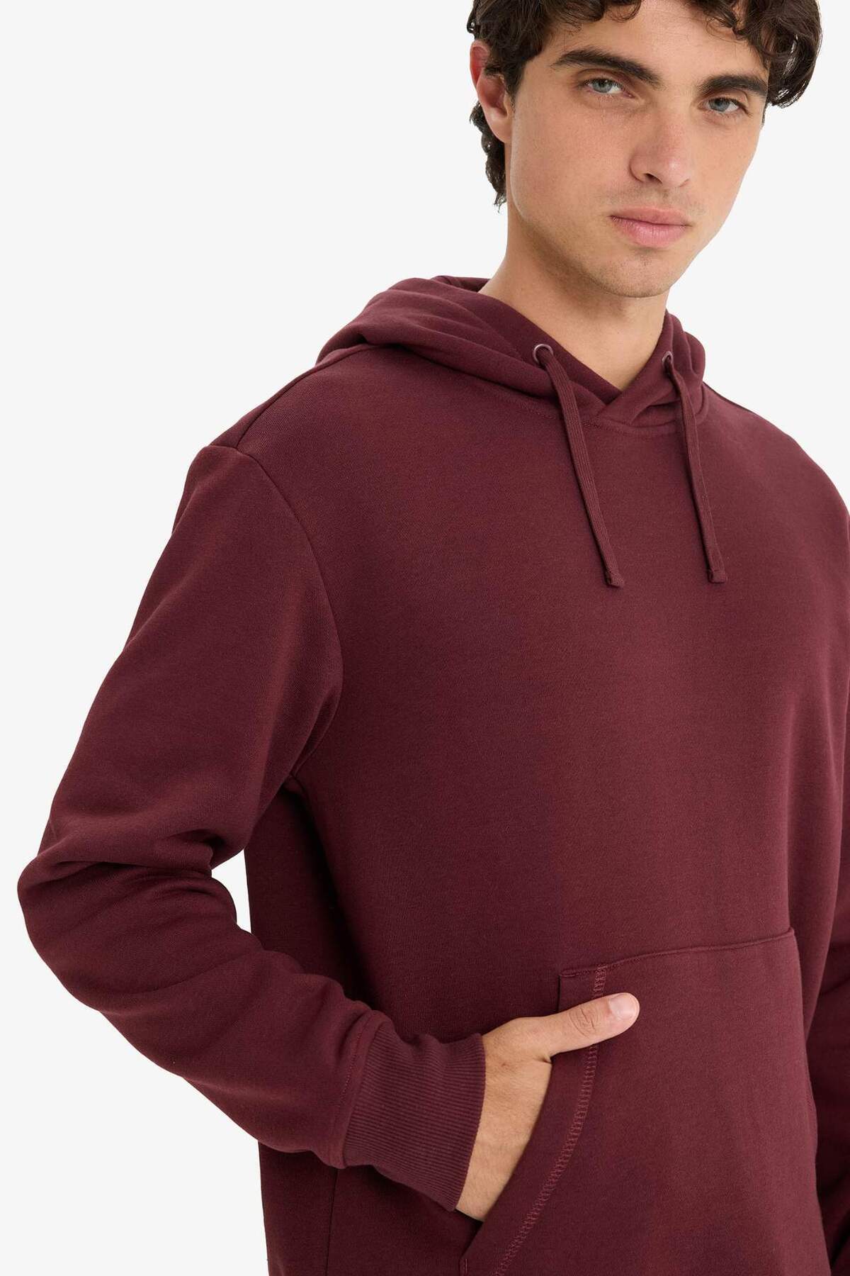 DeFacto Regular Fit Kapüşonlu İçi Yumuşak Tüylü Kanguru Cepli Basic Düz Sweatshirt X8283AZ25AU görsel 4