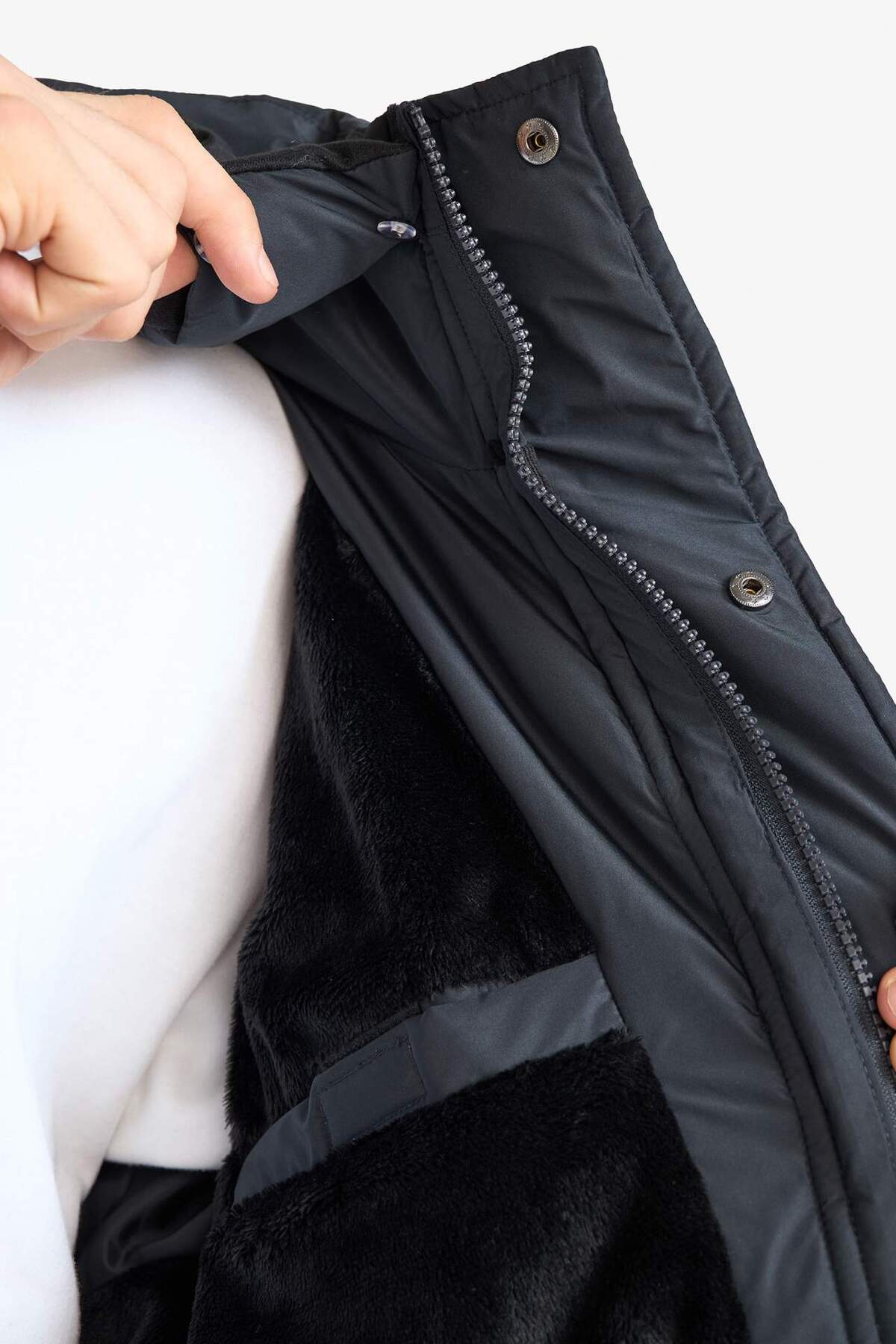 Defacto  Su İtici Oversize Kadife Mont E9976AX25WN - Görsel 7