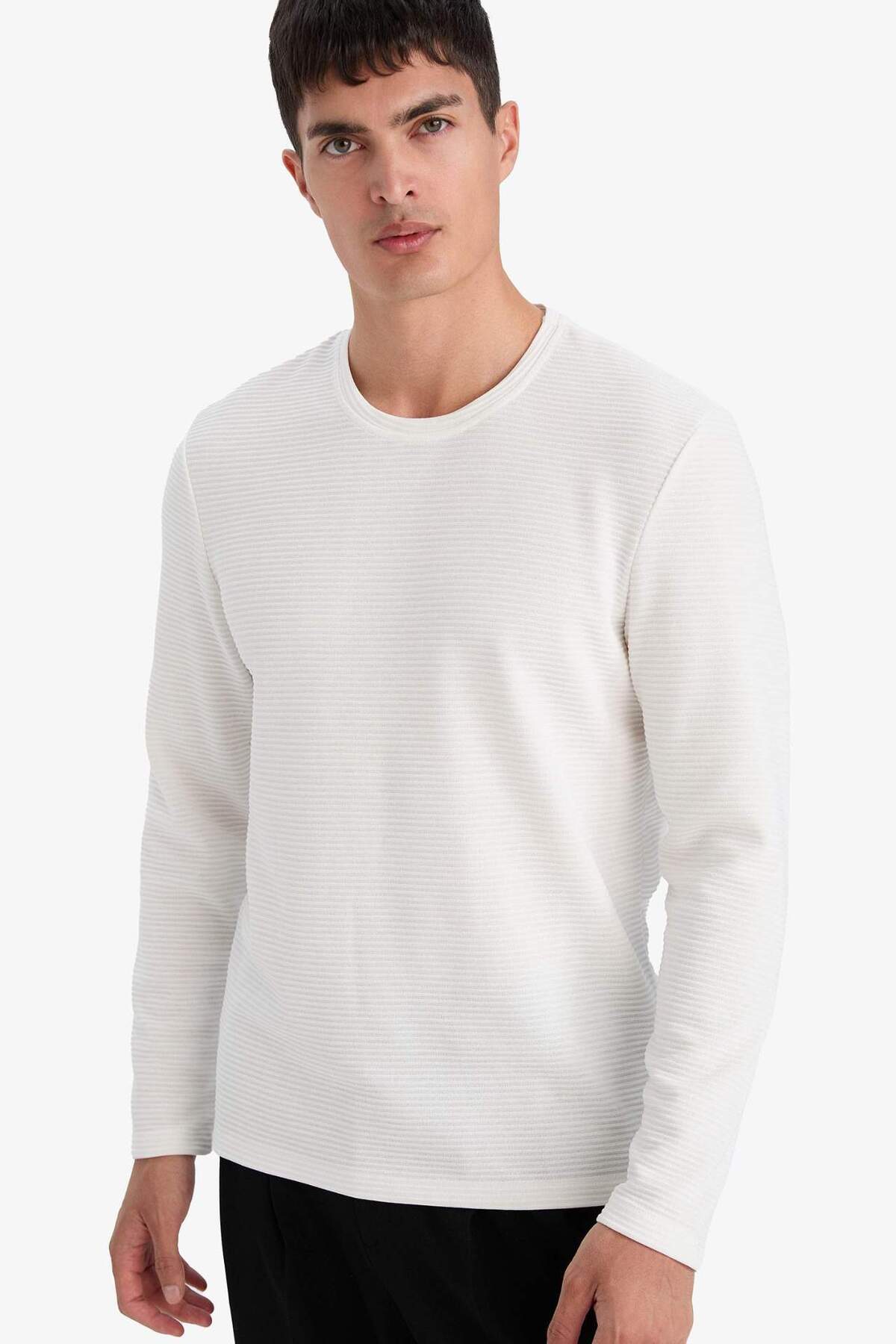 سویشرت Slim Fit Crew Neck Sweatshirt G2605AX25AU — طلایی — تصویر 4 از 6