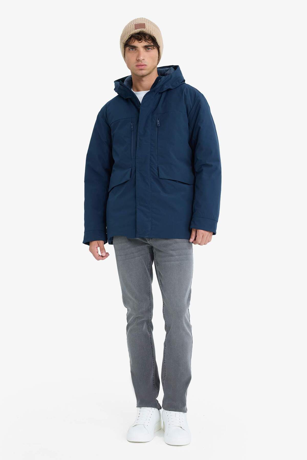 DeFacto REGULAR FIT Su İtici Kapüşonlu Mont E9248AX25WN görsel 2