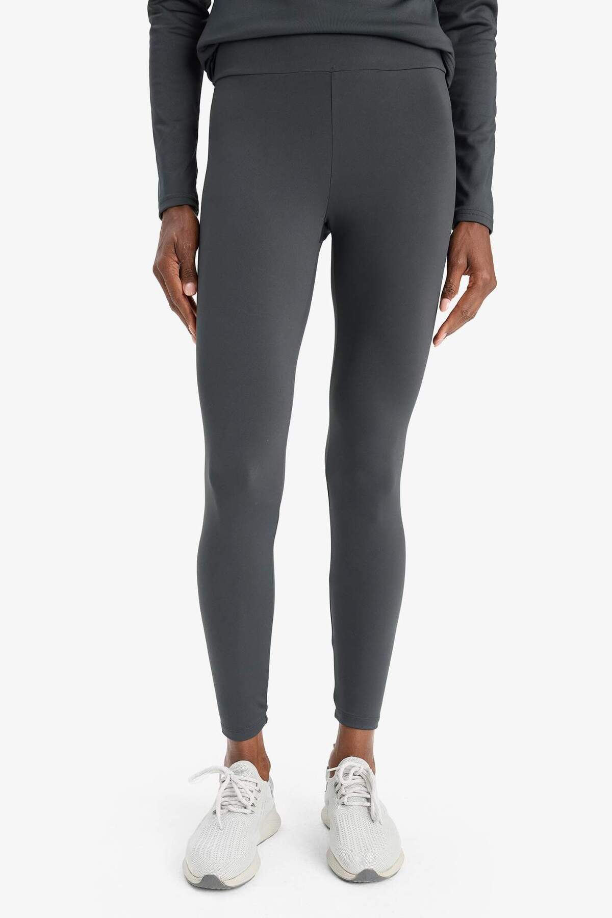 Defacto  Warmtech Toparlayıcı Yüksek Bel İçi Yumuşak Tüylü Beli Saran Basic Düz Sporcu Tayt W8206AZ25AU - Görsel 6