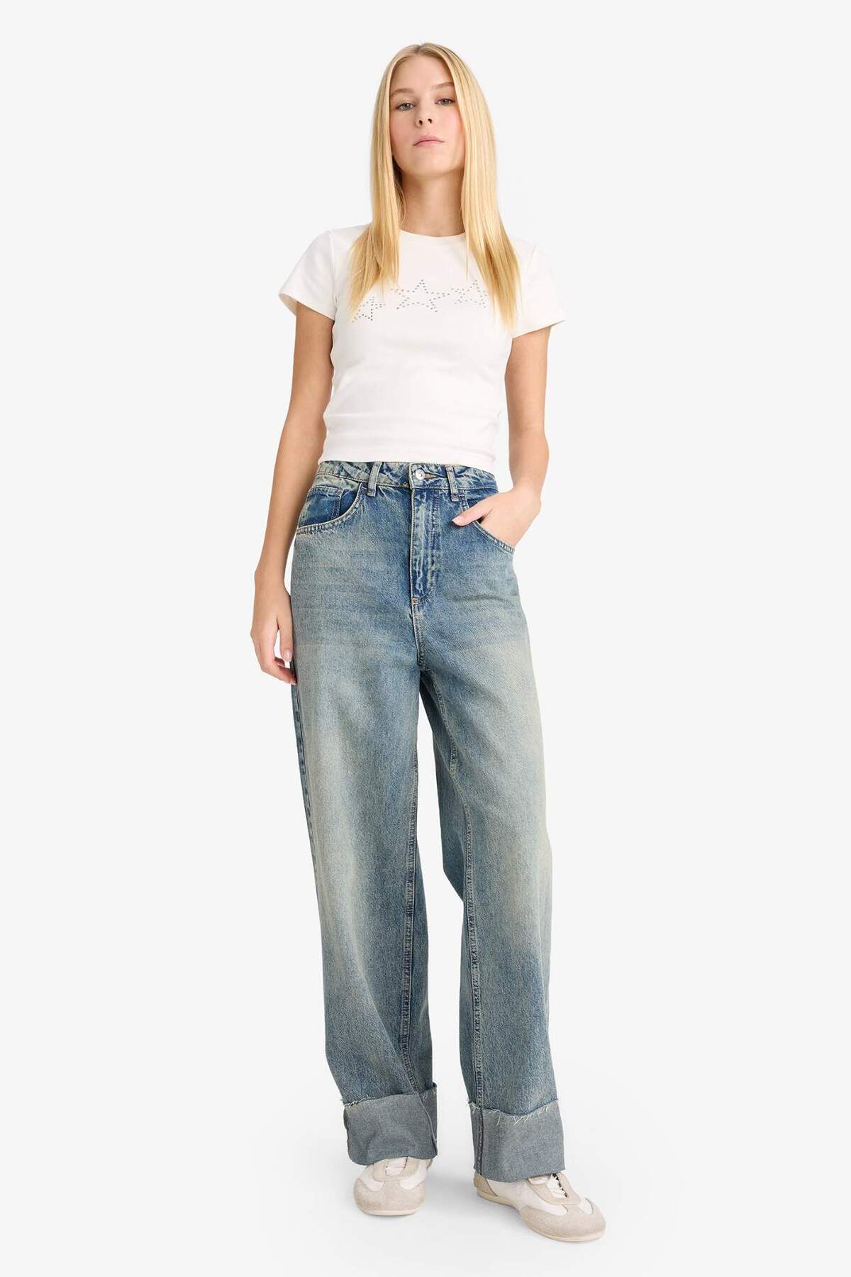 Defacto  Fitted Yıldız Desenli Ribana Tişört G2770AX25AU - Görsel 2