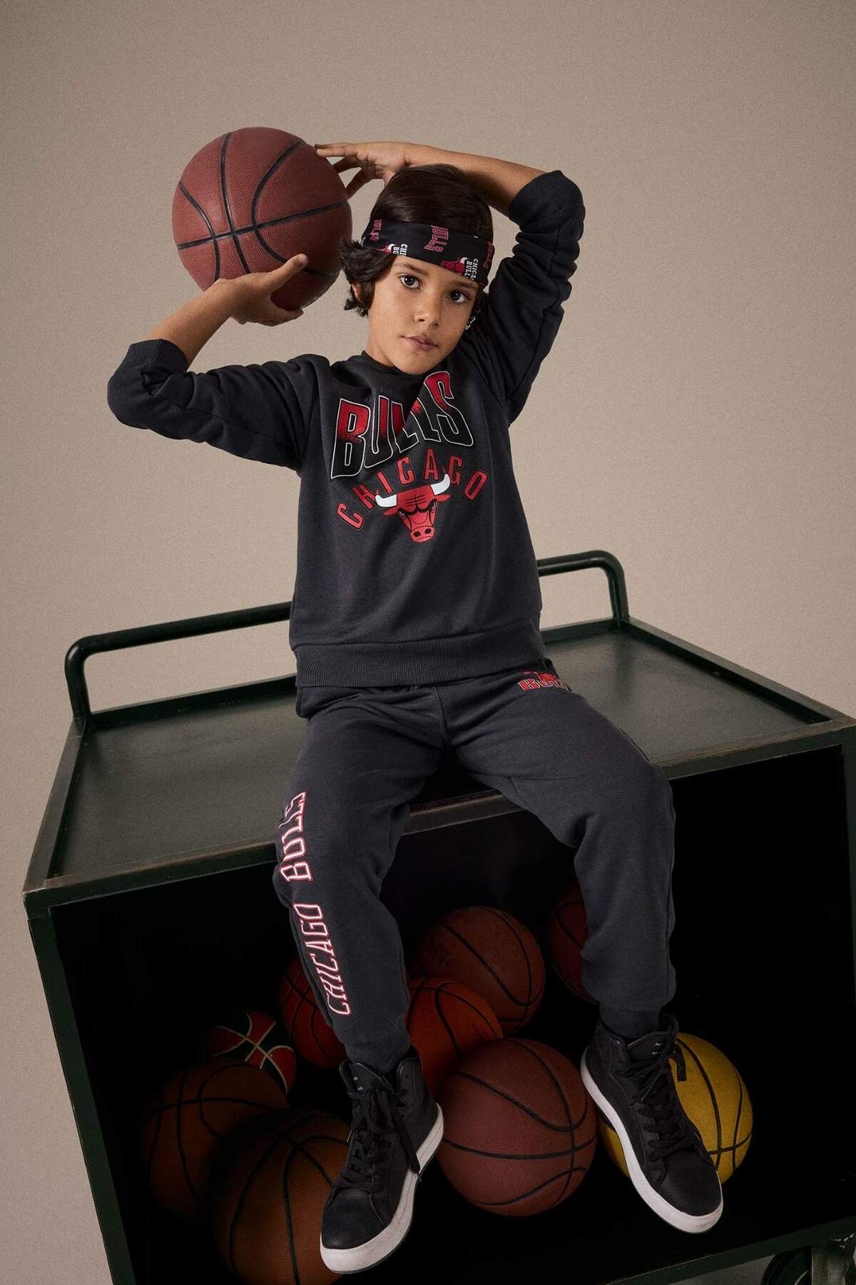 スケートボード styling set cropped T-shircargo pants Defacto Pantaloni de sport pentru băieți NBA Chicago Bulls cu