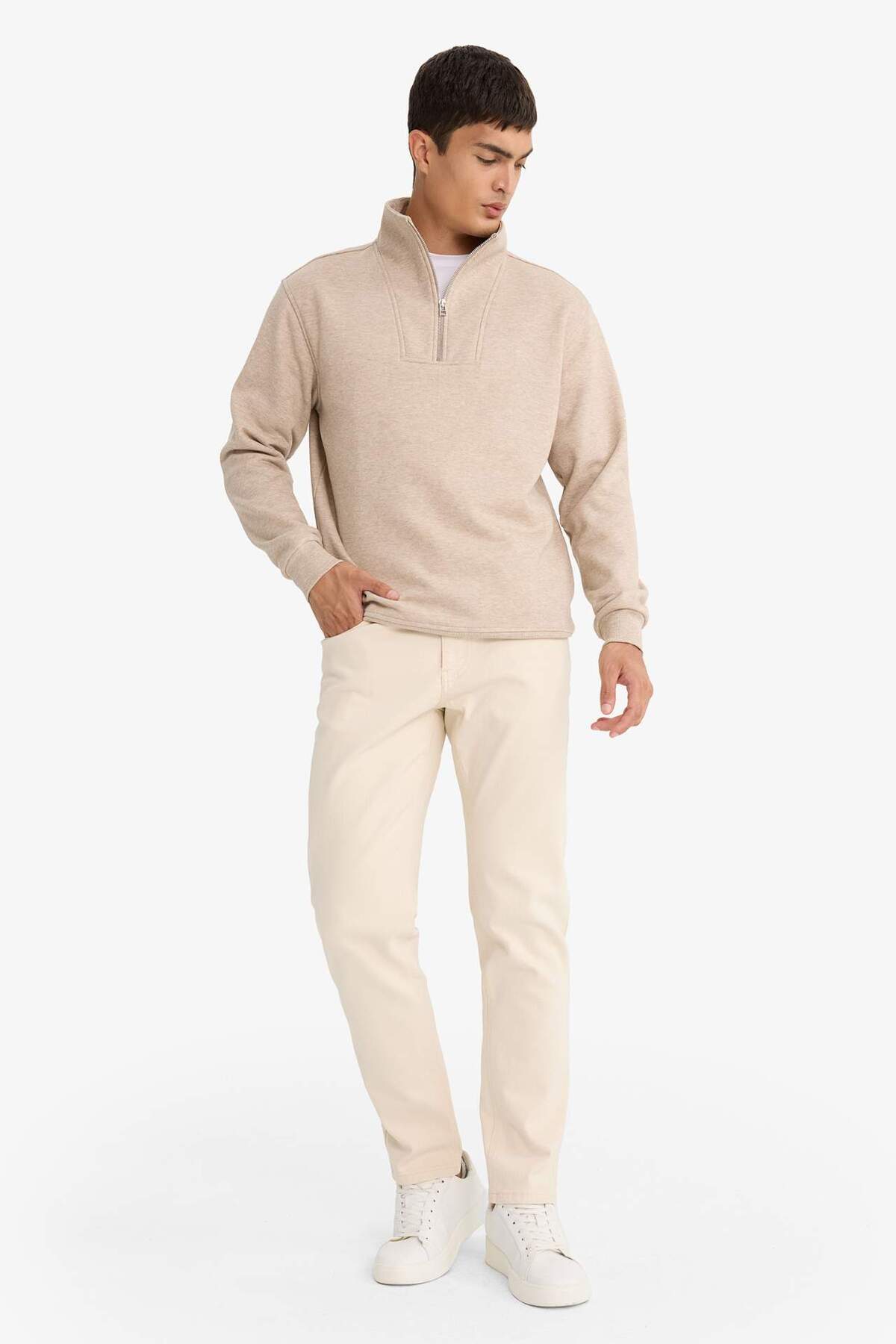 Defacto  Regular Fit Dik Yaka Yarım Fermuarlı Sweatshirt F4137AX25AU - Görsel 2