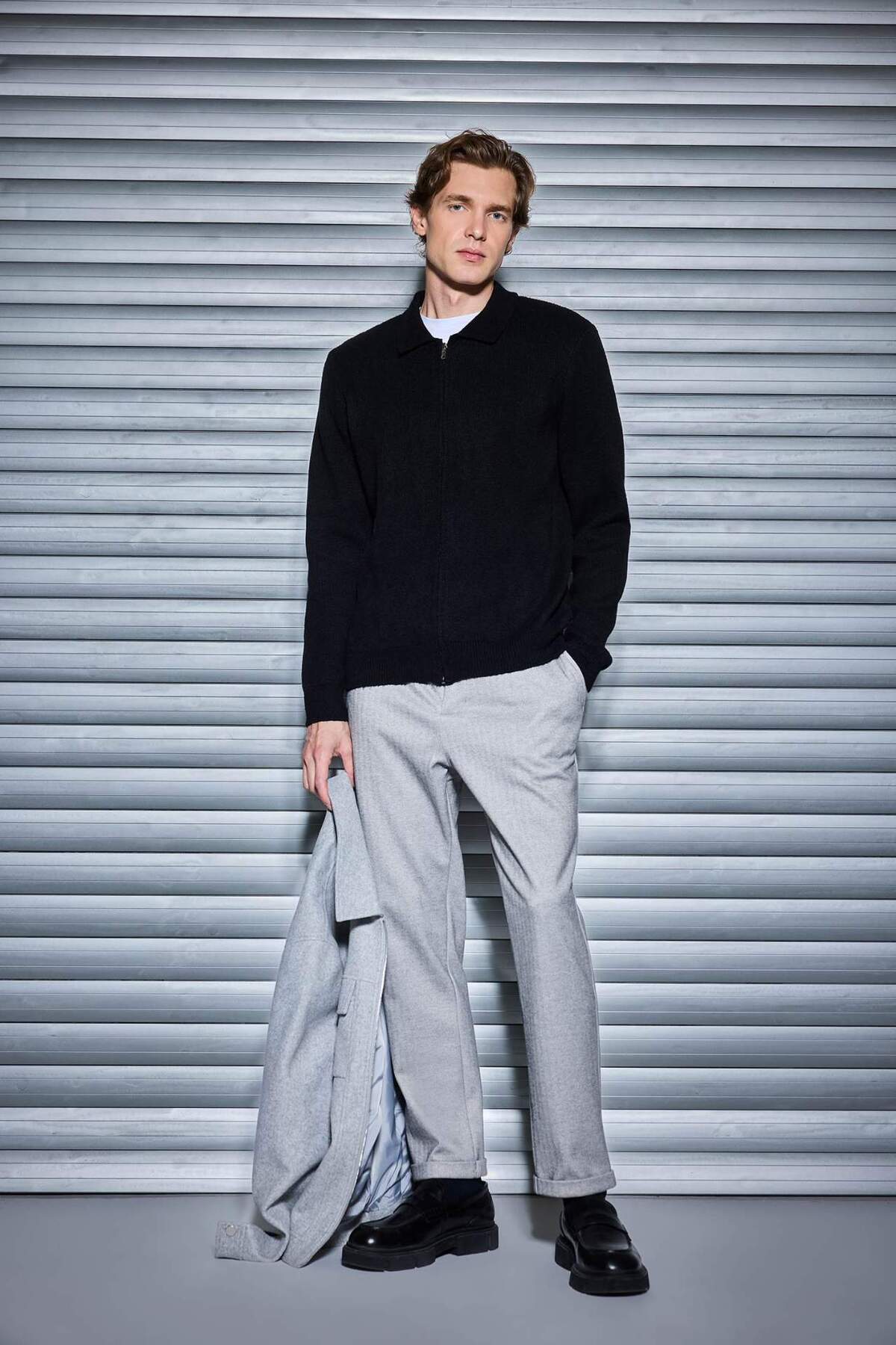 Defacto  Standart Fıt Polo Yaka Triko Hırka E8393AX24CW - Görsel 2