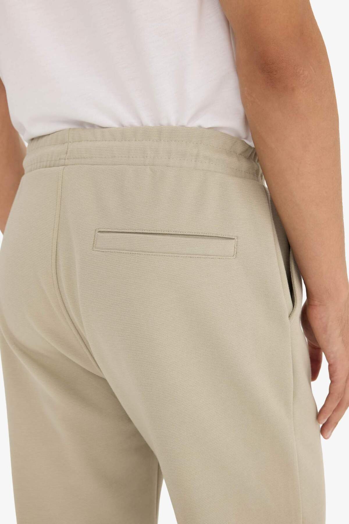 Defacto  Regular Fit Beli Bağcıklı Düz Paça Eşofman Altı F0308AX25AU - Görsel 6