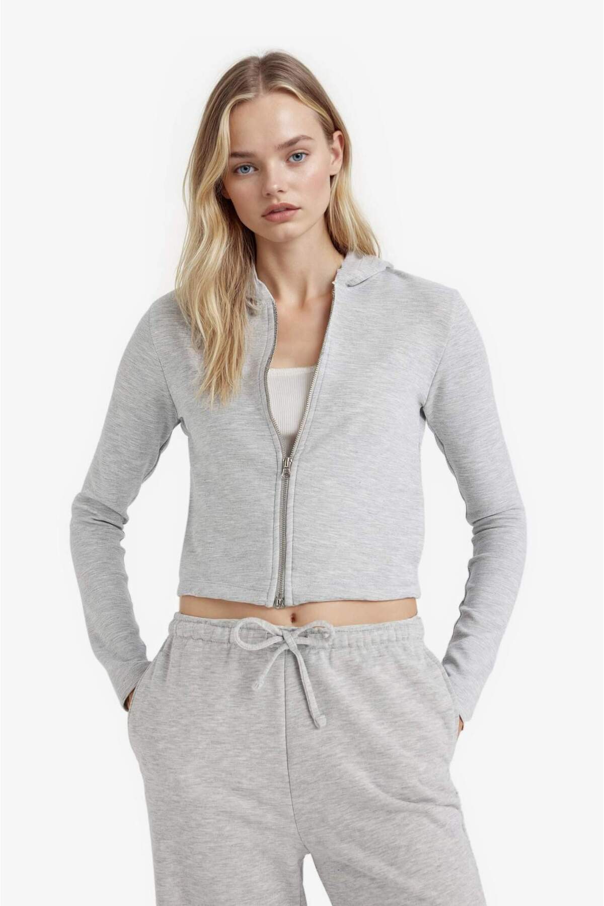 Defacto  Slim Fit Dar Kesim Kapüşonlu Modal Fermuarlı Sweatshirt F7651AX25AU - Görsel 3